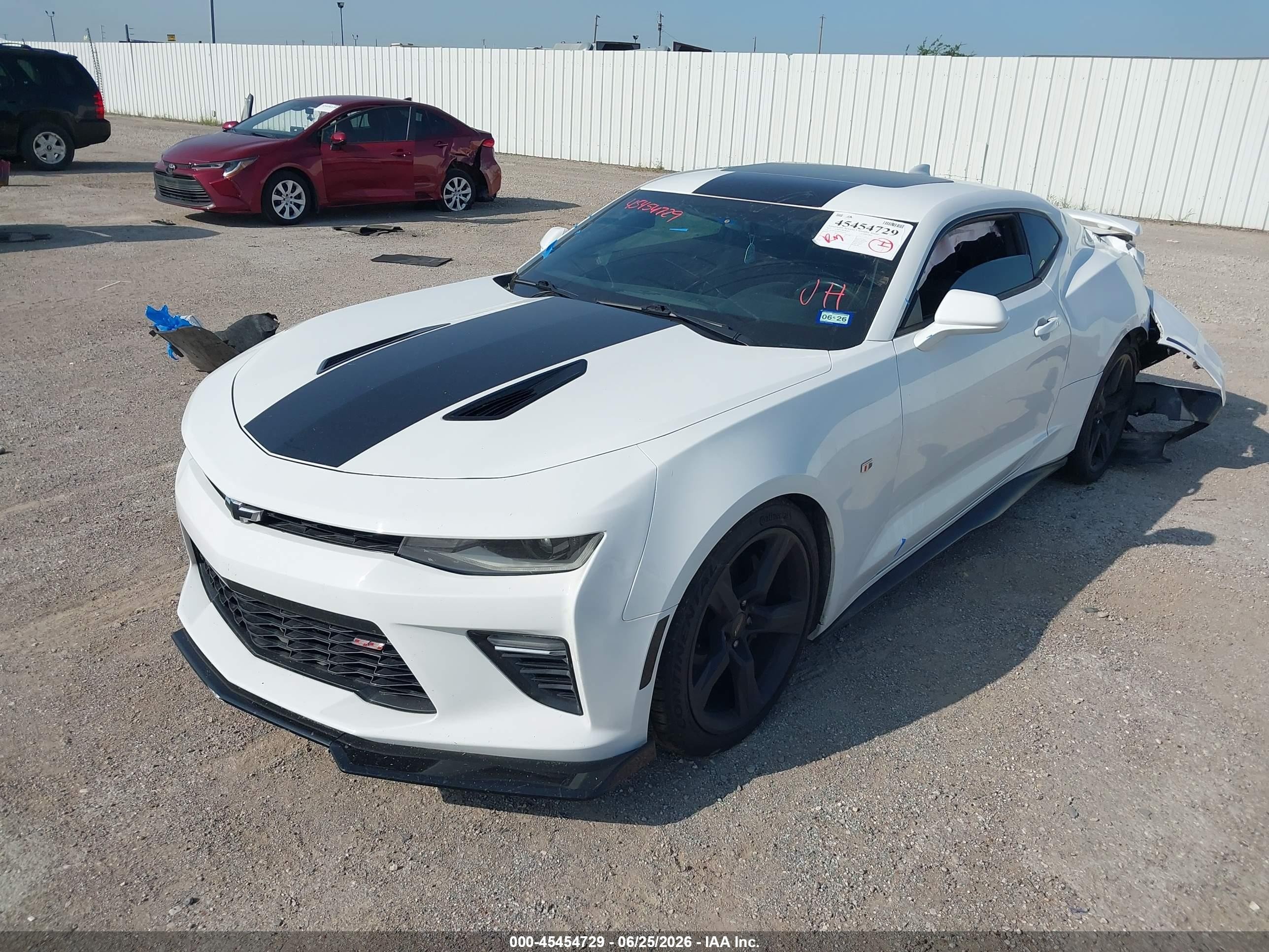 2017 Chevrolet Camaro VIN 1G1FF1R7XH0165556 IAAI salvage auction — Rear End, Wait Title, sold $7,200 on 2026-09-20 (photo 2)