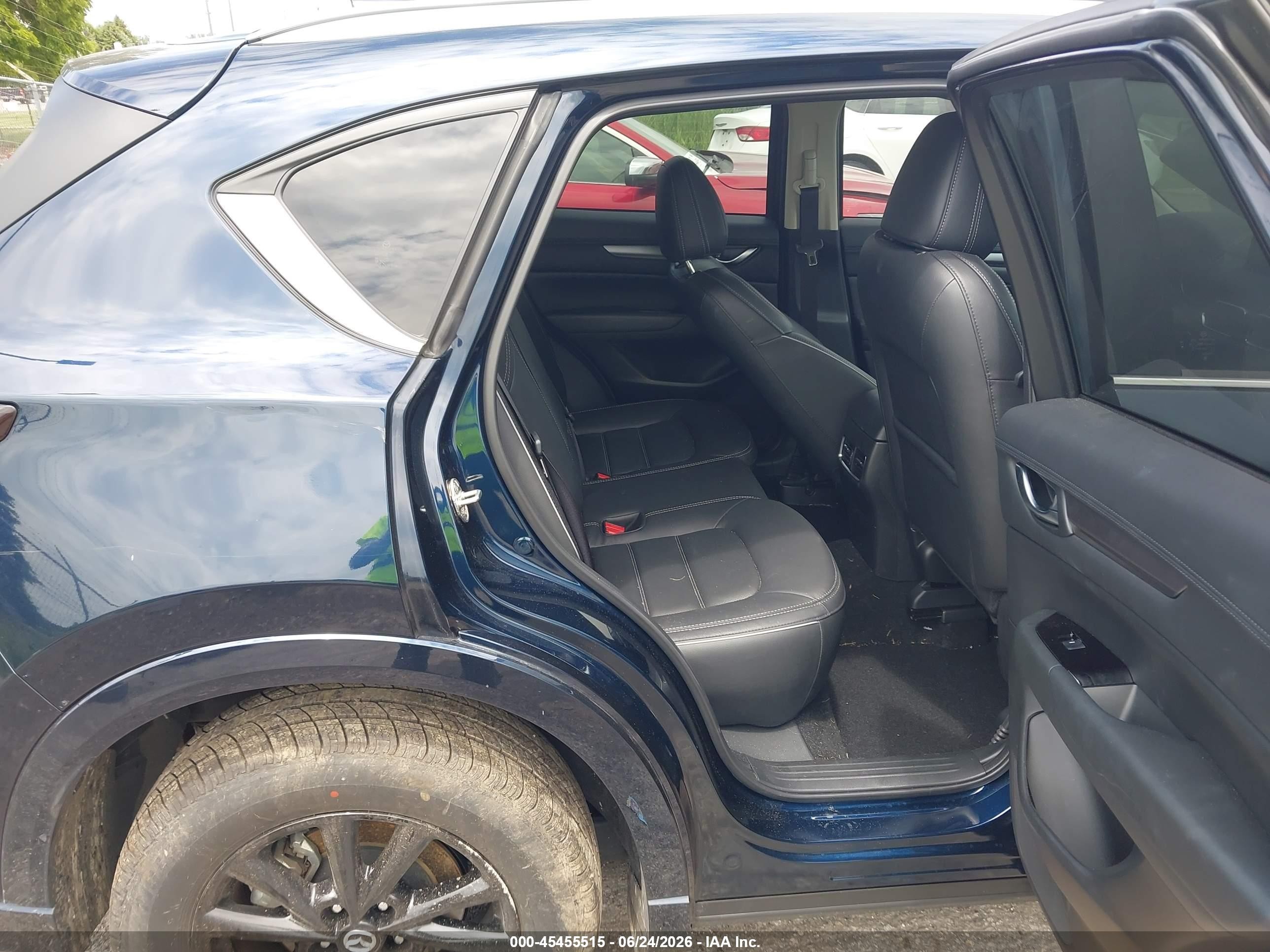 2024 Mazda Cx-5 VIN JM3KFBCL9R0435614 IAAI salvage auction — Side, Salvage (Florida), sold $5,400 on 2026-09-03 (photo 8)