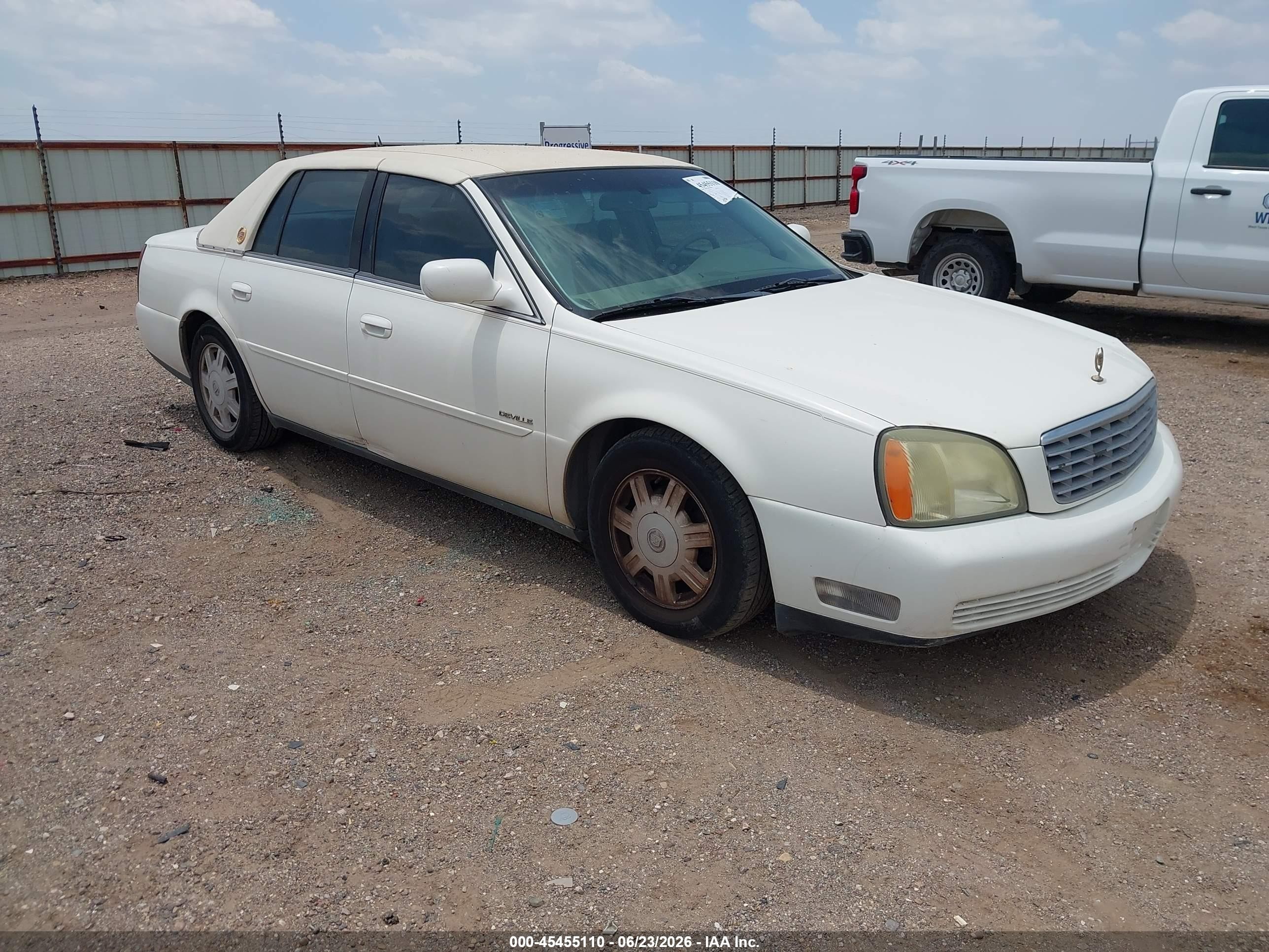 2005 Cadillac Deville VIN 1G6KD54Y15U267824 IAAI salvage auction — Side, Original (Texas), sold $525 on 2026-09-19 (photo 1)