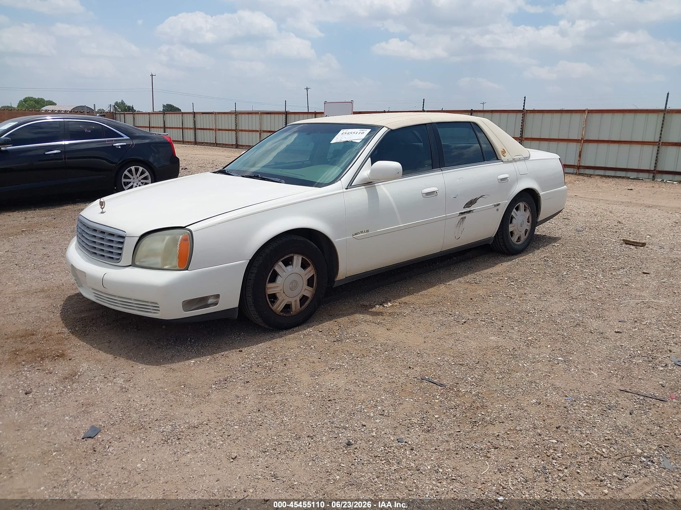 2005 Cadillac Deville VIN 1G6KD54Y15U267824 IAAI salvage auction — Side, Original (Texas), sold $525 on 2026-09-19 (photo 2)