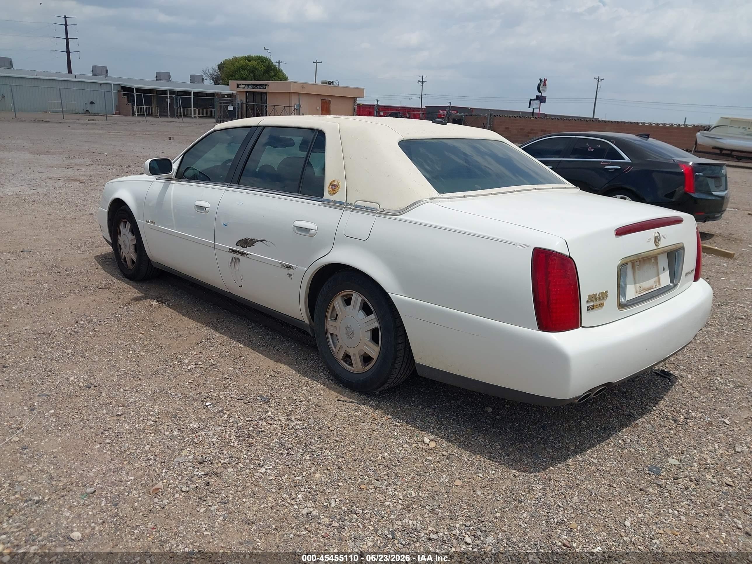 2005 Cadillac Deville VIN 1G6KD54Y15U267824 IAAI salvage auction — Side, Original (Texas), sold $525 on 2026-09-19 (photo 3)
