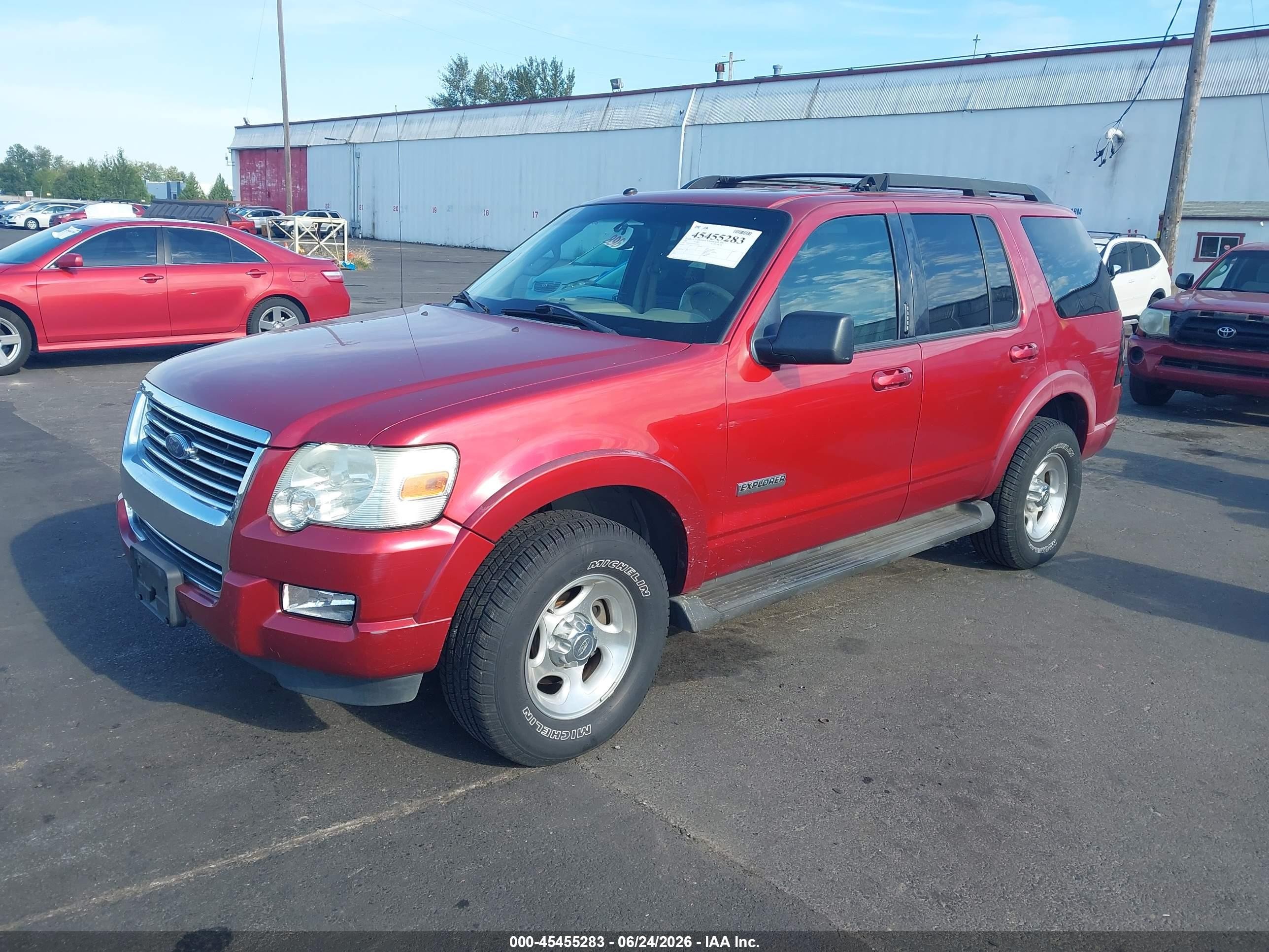 2007 Ford Explorer VIN 1FMEU73E77UA99165 IAAI salvage auction — Front End, Clear-Dealer Only (Oregon), sold $275 on 2026-07-02 (photo 2)