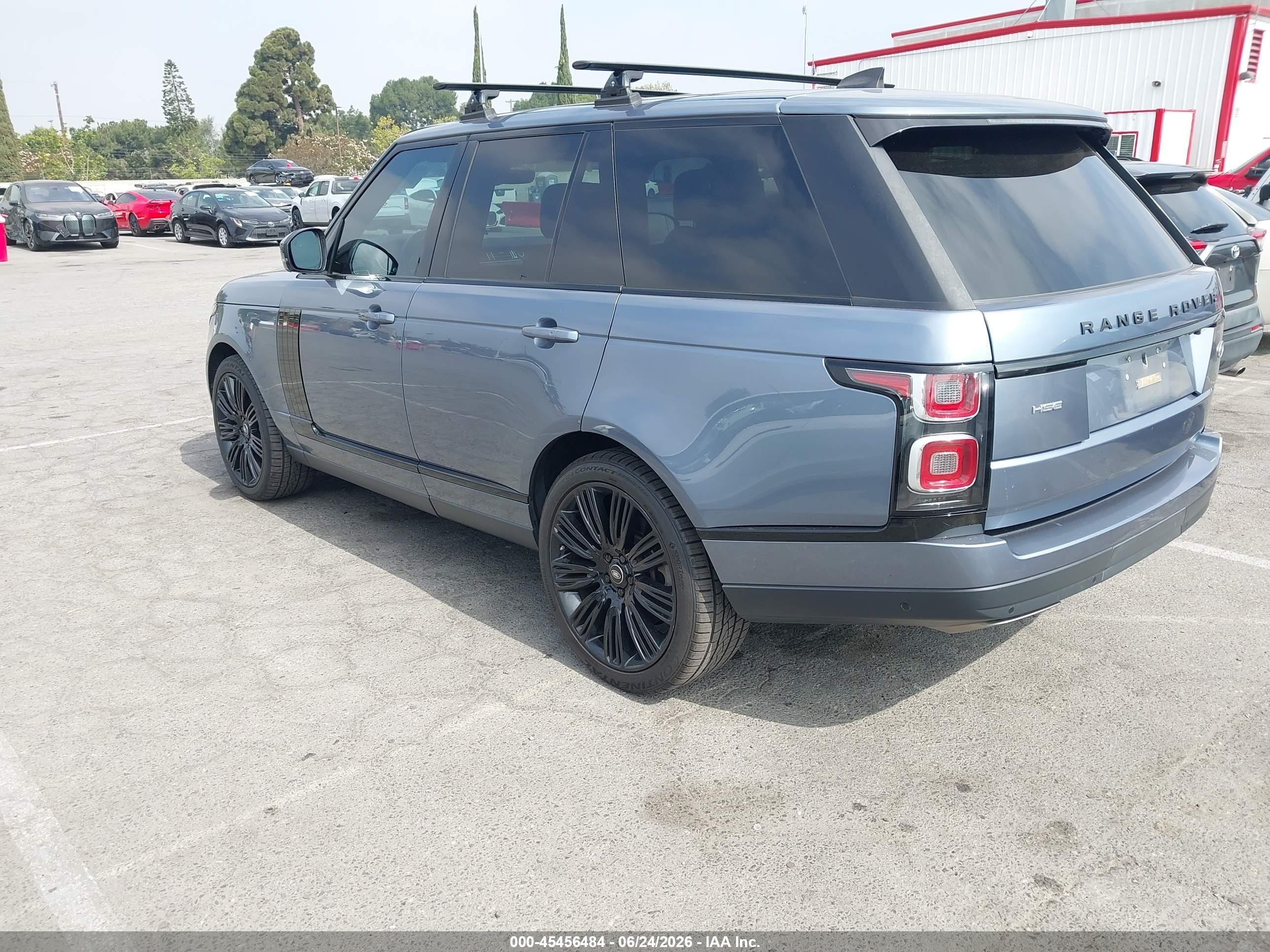 2018 Land Rover Range Rover VIN SALGS2SV8JA388872 IAAI salvage auction — Normal Wear, Clear (Montana), sold $16,100 on 2026-07-09 (photo 3)