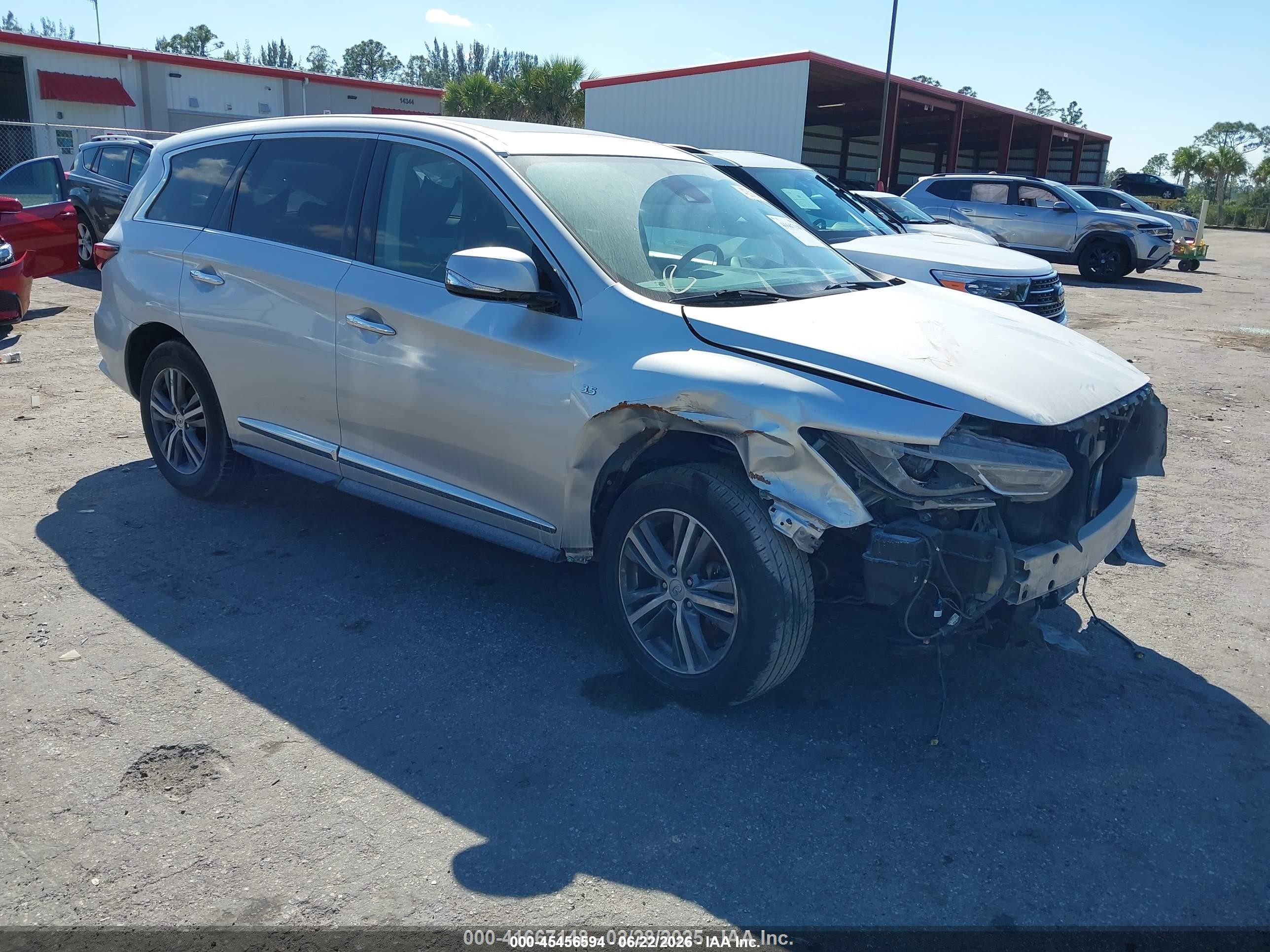2019 Infiniti QX60 VIN 5N1DL0MN9KC567853 IAAI salvage auction — Unknown, Rebuildable (Florida), sold $2,200 on 2026-10-04 (photo 1)