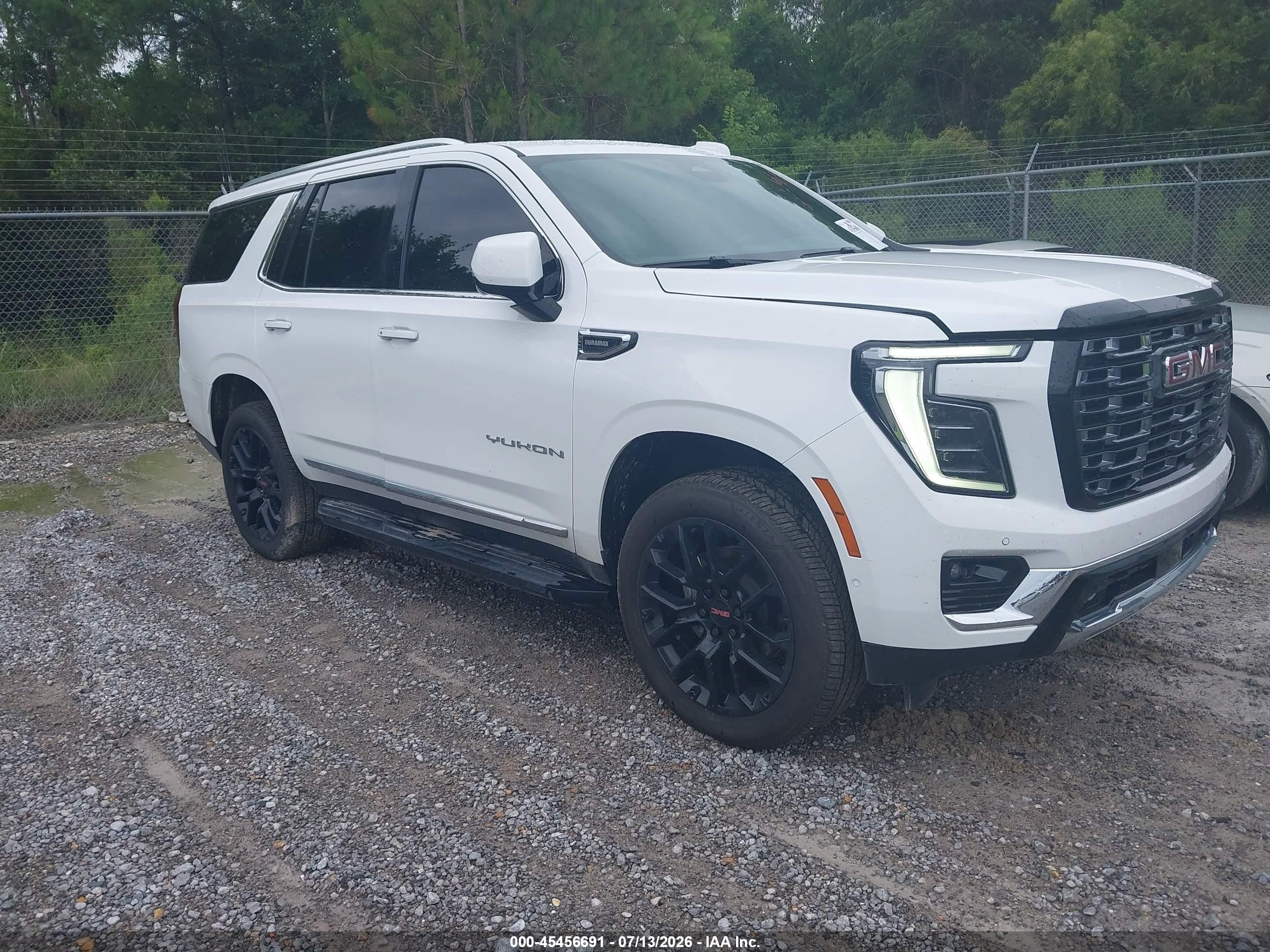 2026 GMC Yukon VIN 1GKS1BK84TR255100 — IAAI salvage auction photo