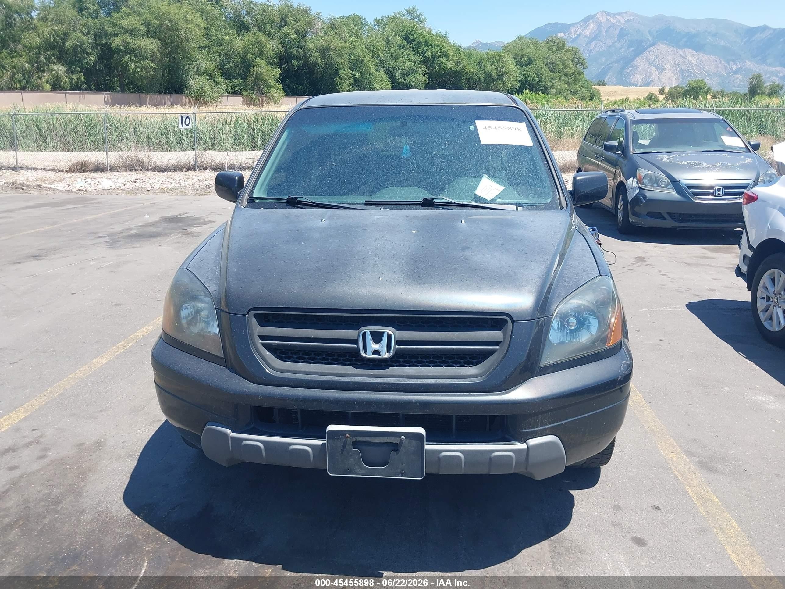 2005 Honda Pilot VIN 5FNYF18455B042929 IAAI salvage auction — Normal Wear, Clear (Utah), sold $350 on 2026-07-09 (photo 6)