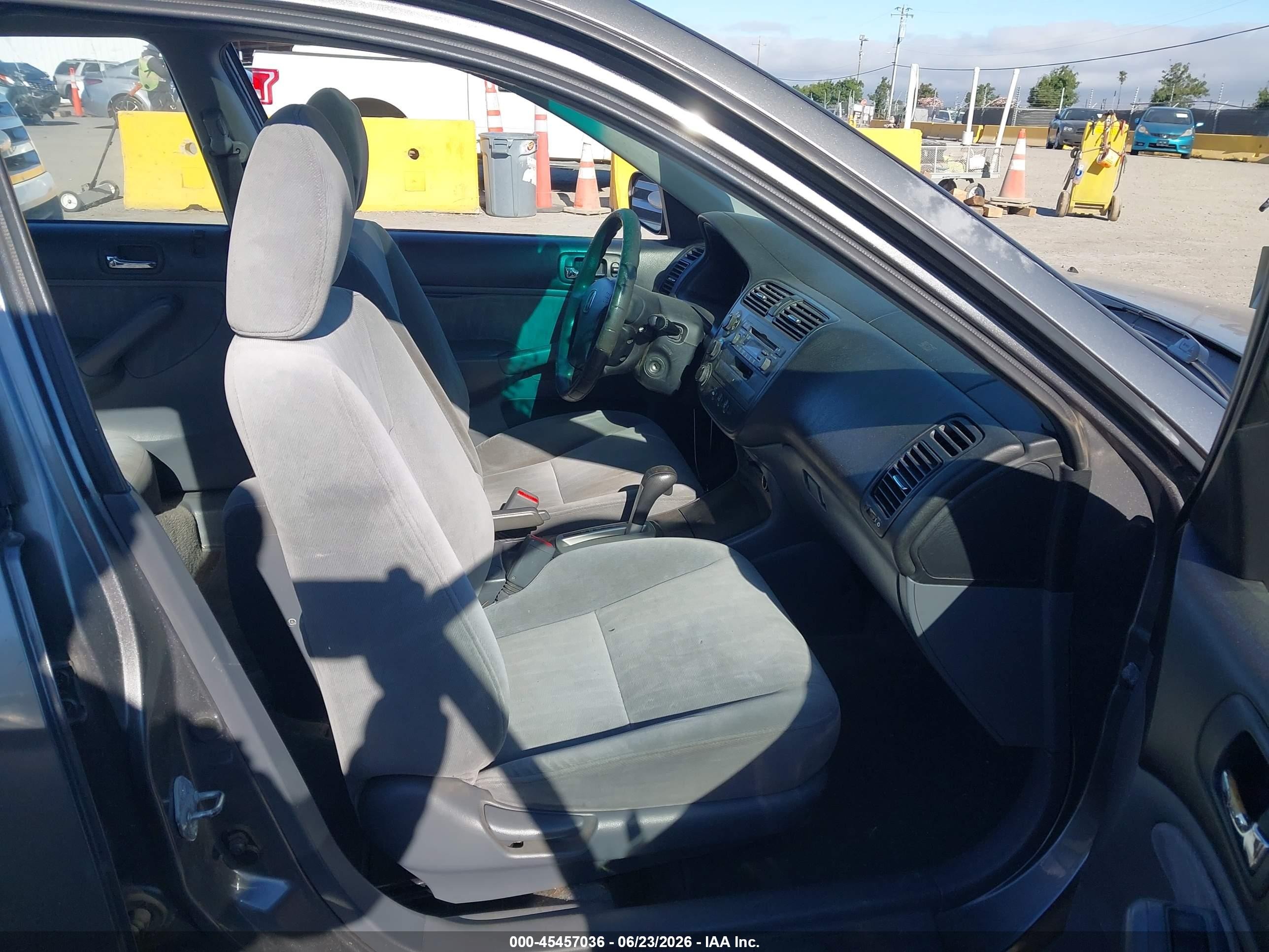 2004 Honda Civic VIN 2HGES26774H507111 IAAI salvage auction — Normal Wear, Clear - Dealer Only (California), sold $625 on 2026-07-09 (photo 5)