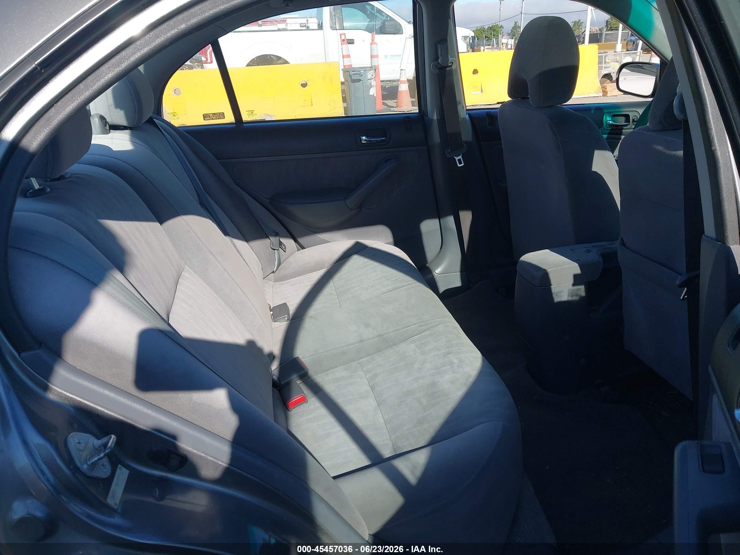 2004 Honda Civic VIN 2HGES26774H507111 IAAI salvage auction — Normal Wear, Clear - Dealer Only (California), sold $625 on 2026-07-09 (photo 8)