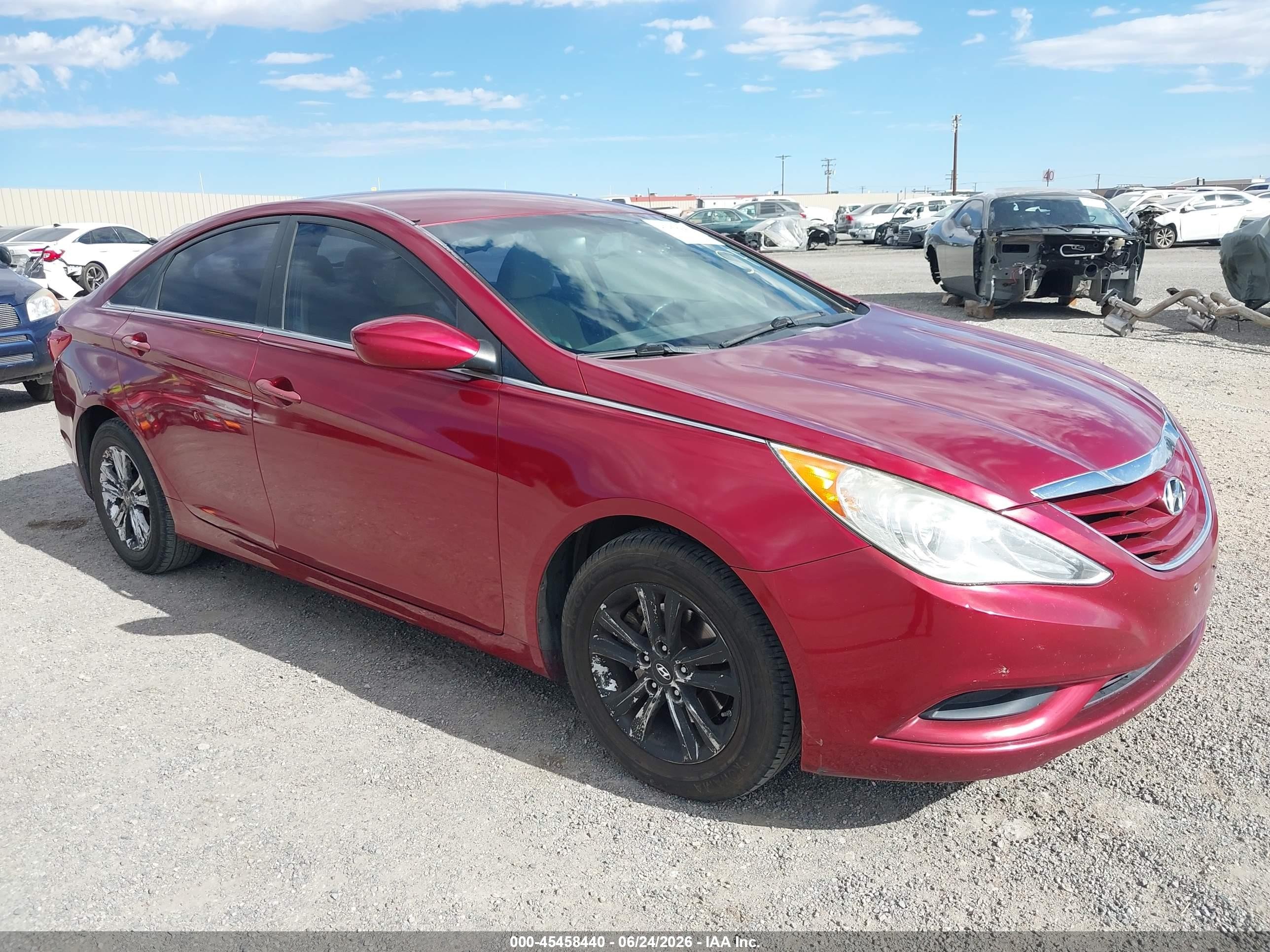 2012 Hyundai Sonata VIN 5NPEB4AC4CH368351 IAAI salvage auction — Vandalized, Salvage (California), sold $500 on 2026-07-09 (photo 1)