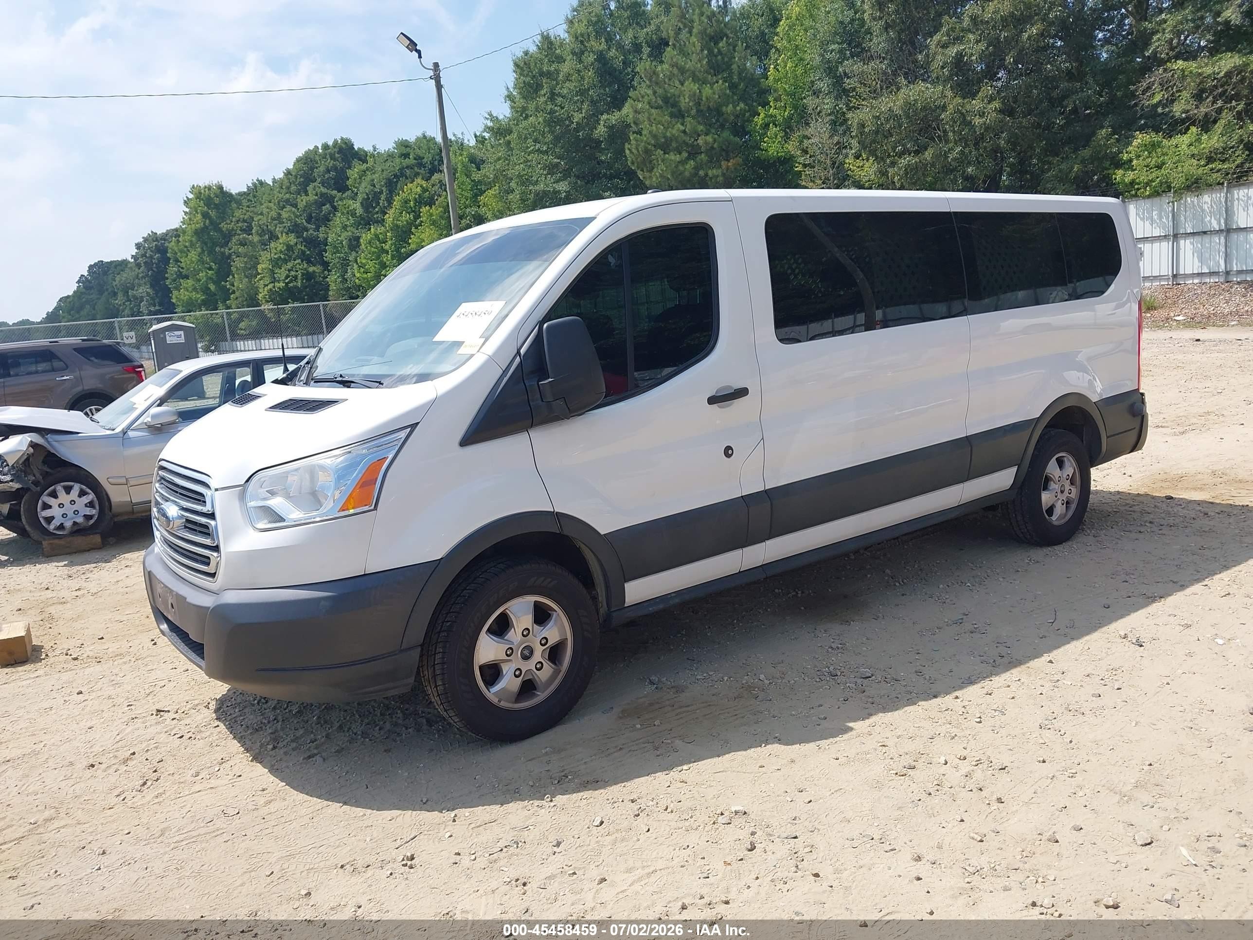 2017 Ford Transit-350 VIN 1FBZX2YMXHKA68588 IAAI salvage auction — Rear End, Salvage (Georgia), sold $4,550 on 2026-09-25 (photo 2)