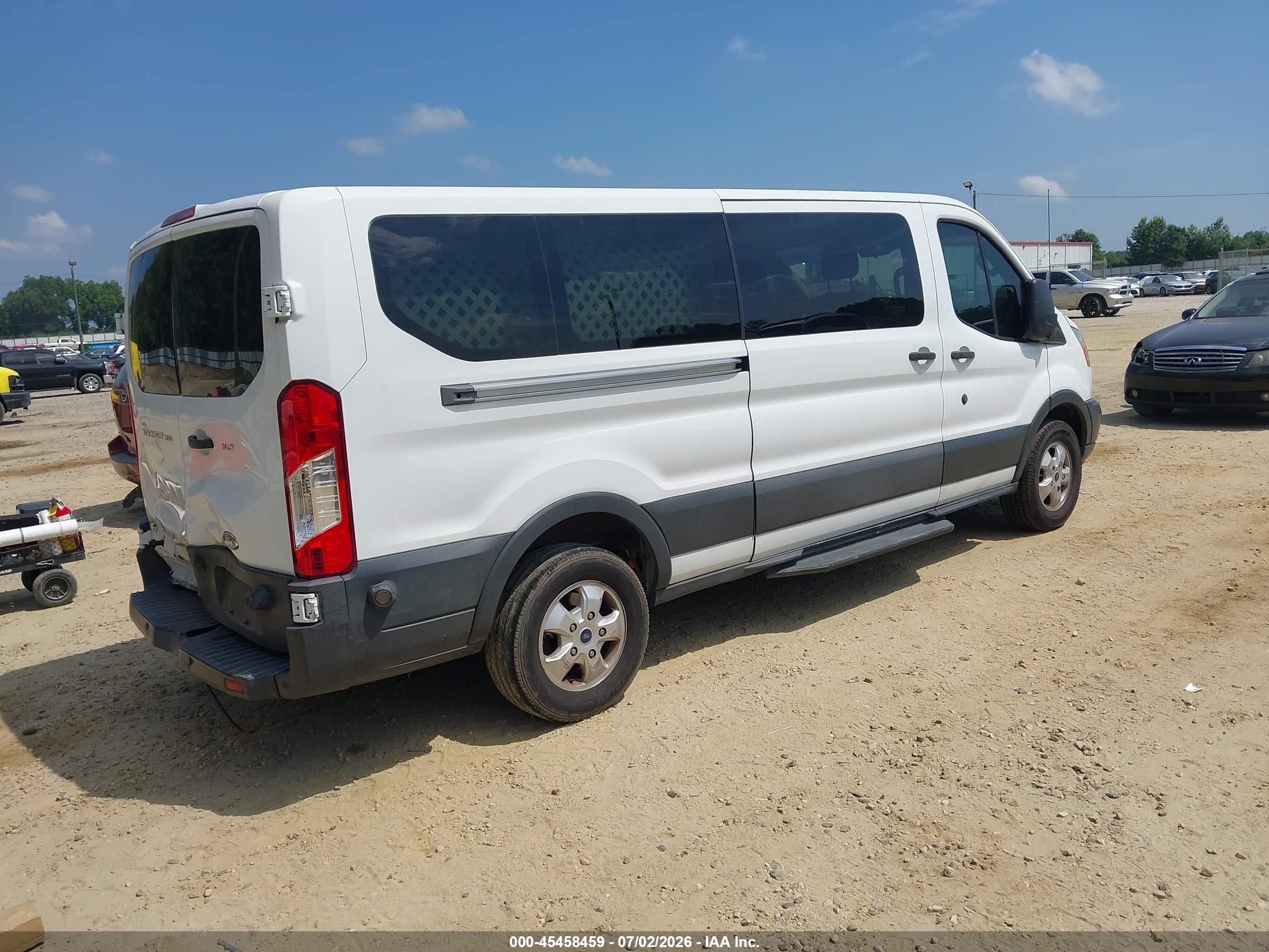 2017 Ford Transit-350 VIN 1FBZX2YMXHKA68588 IAAI salvage auction — Rear End, Salvage (Georgia), sold $4,550 on 2026-09-25 (photo 4)