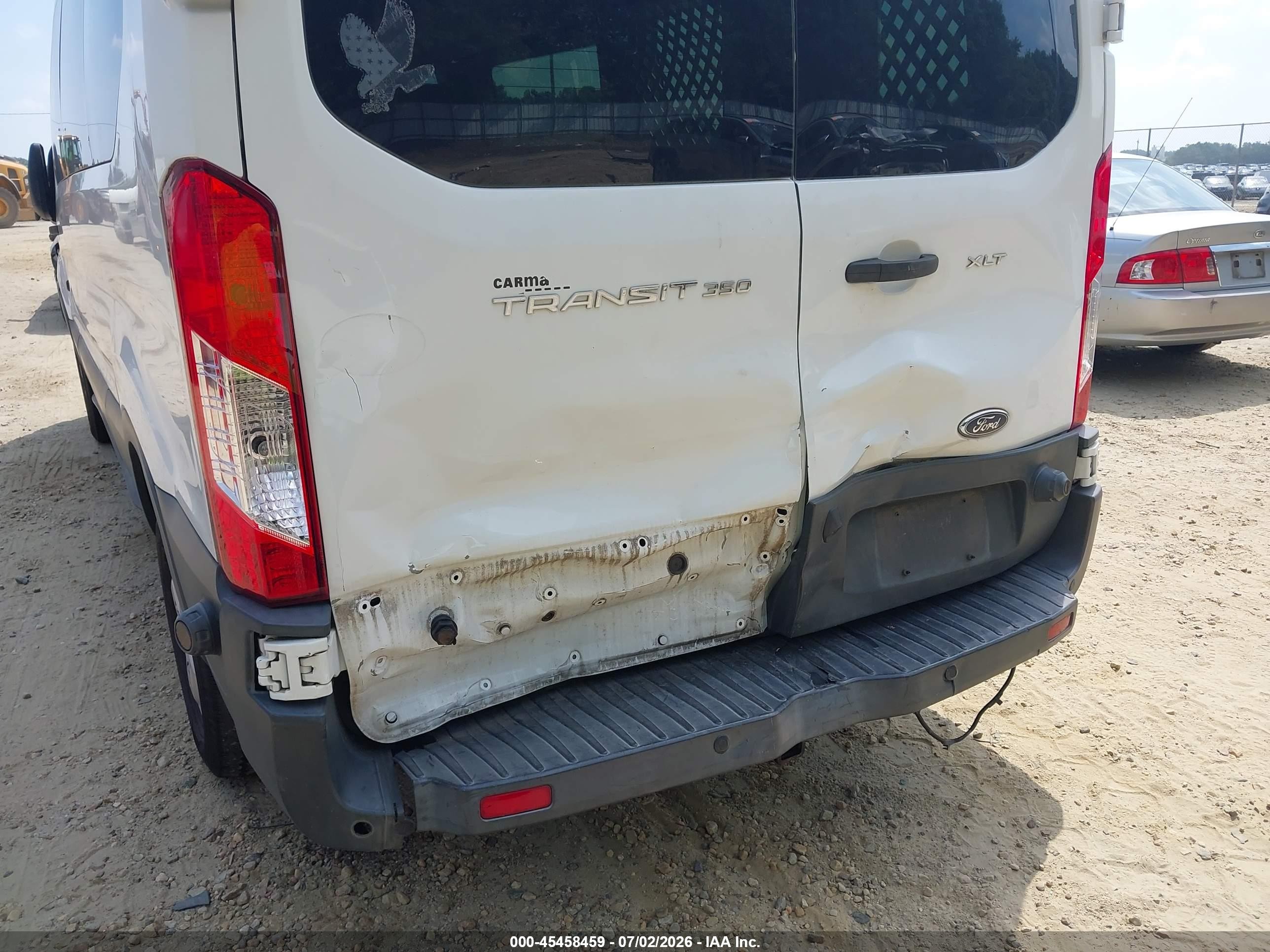2017 Ford Transit-350 VIN 1FBZX2YMXHKA68588 IAAI salvage auction — Rear End, Salvage (Georgia), sold $4,550 on 2026-09-25 (photo 6)