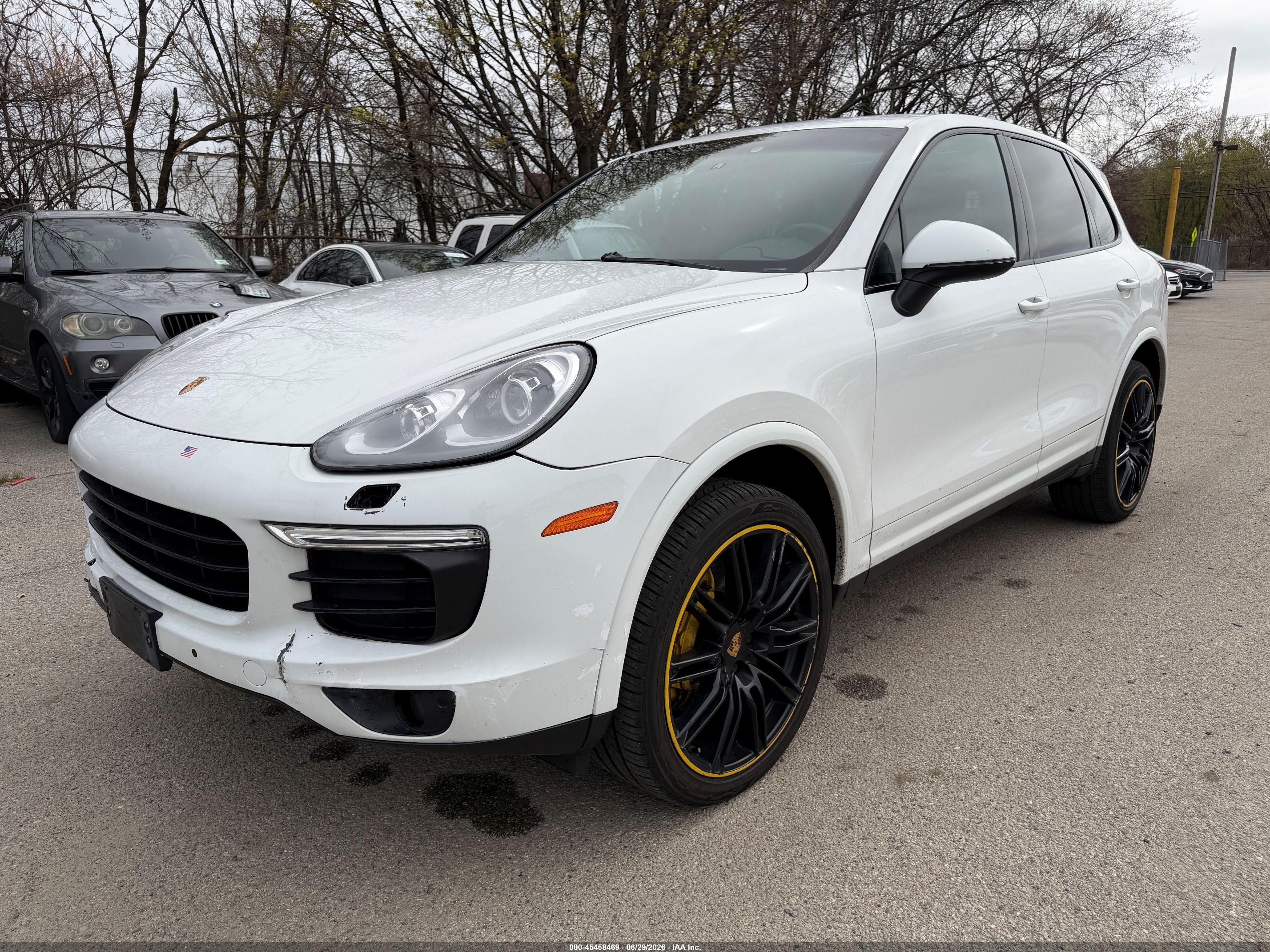 2018 Porsche Cayenne VIN WP1AA2A21JKA02261 IAAI salvage auction — Normal Wear, Clear (Indiana), sold $3,800 on 2026-07-01 (photo 2)