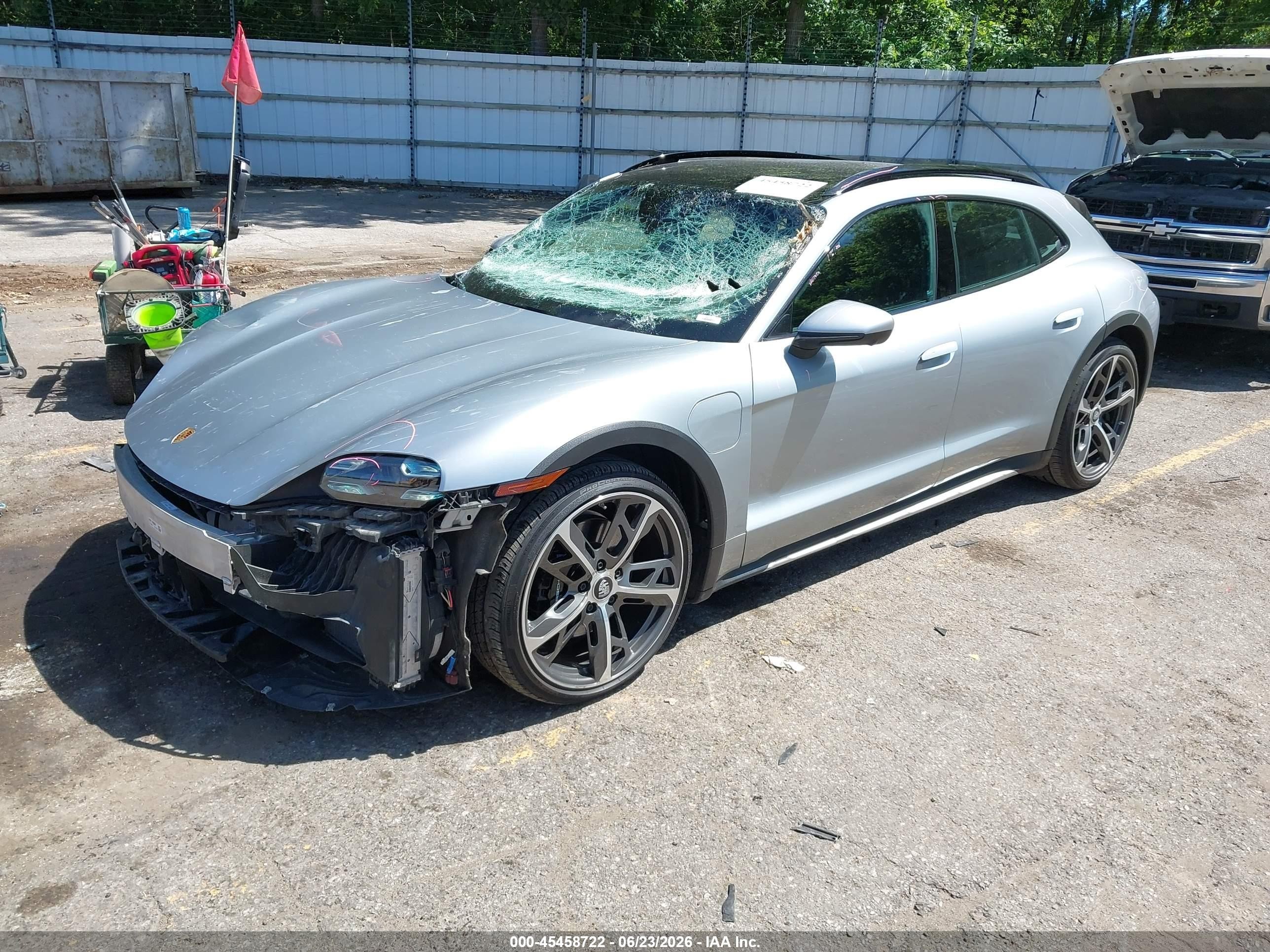 2022 Porsche VIN WP0BB2Y18NSA71070 IAAI salvage auction — Front End, Clear (Michigan), sold $23,450 on 2026-08-24 (photo 2)