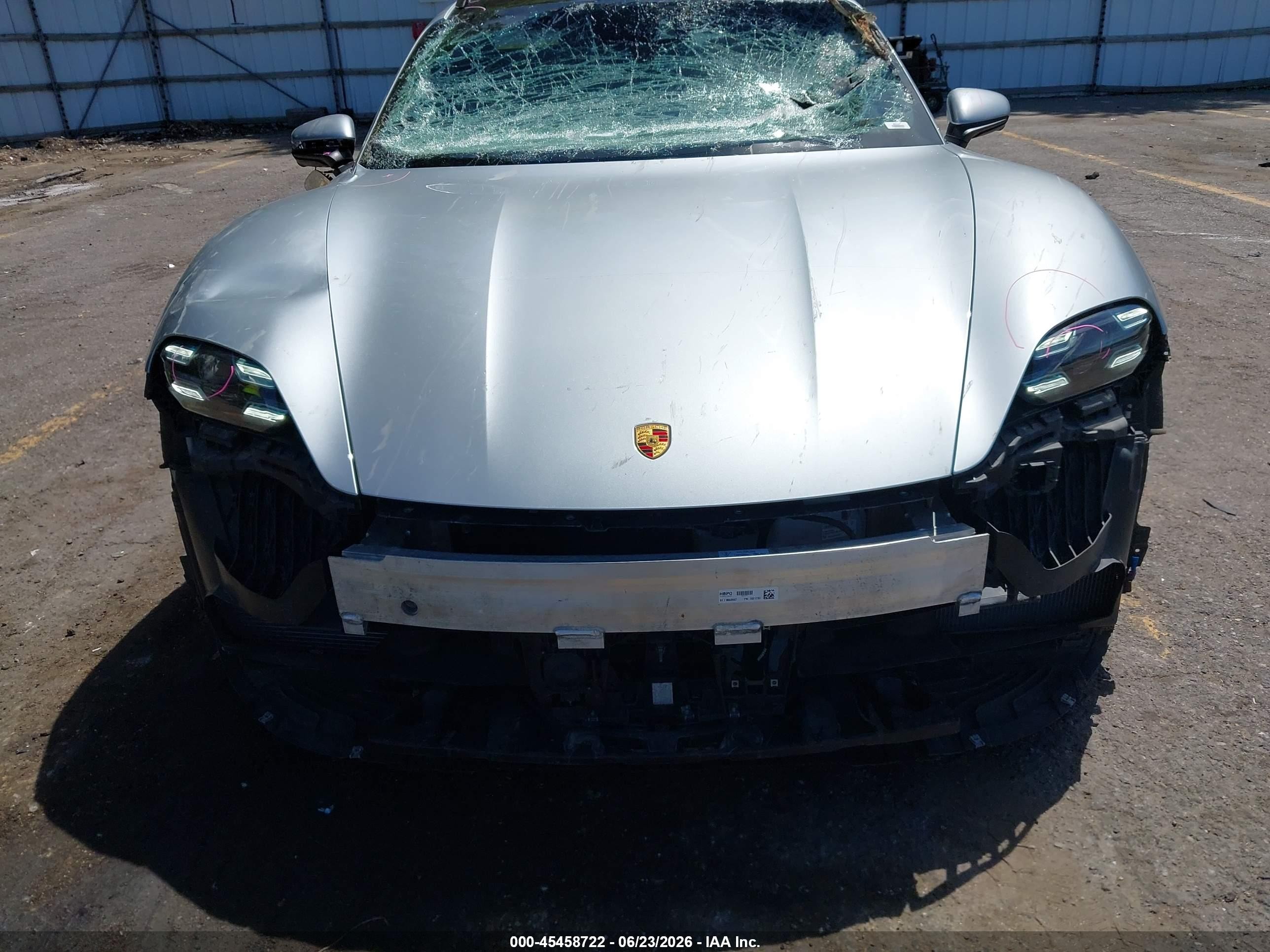 2022 Porsche VIN WP0BB2Y18NSA71070 IAAI salvage auction — Front End, Clear (Michigan), sold $23,450 on 2026-08-24 (photo 6)