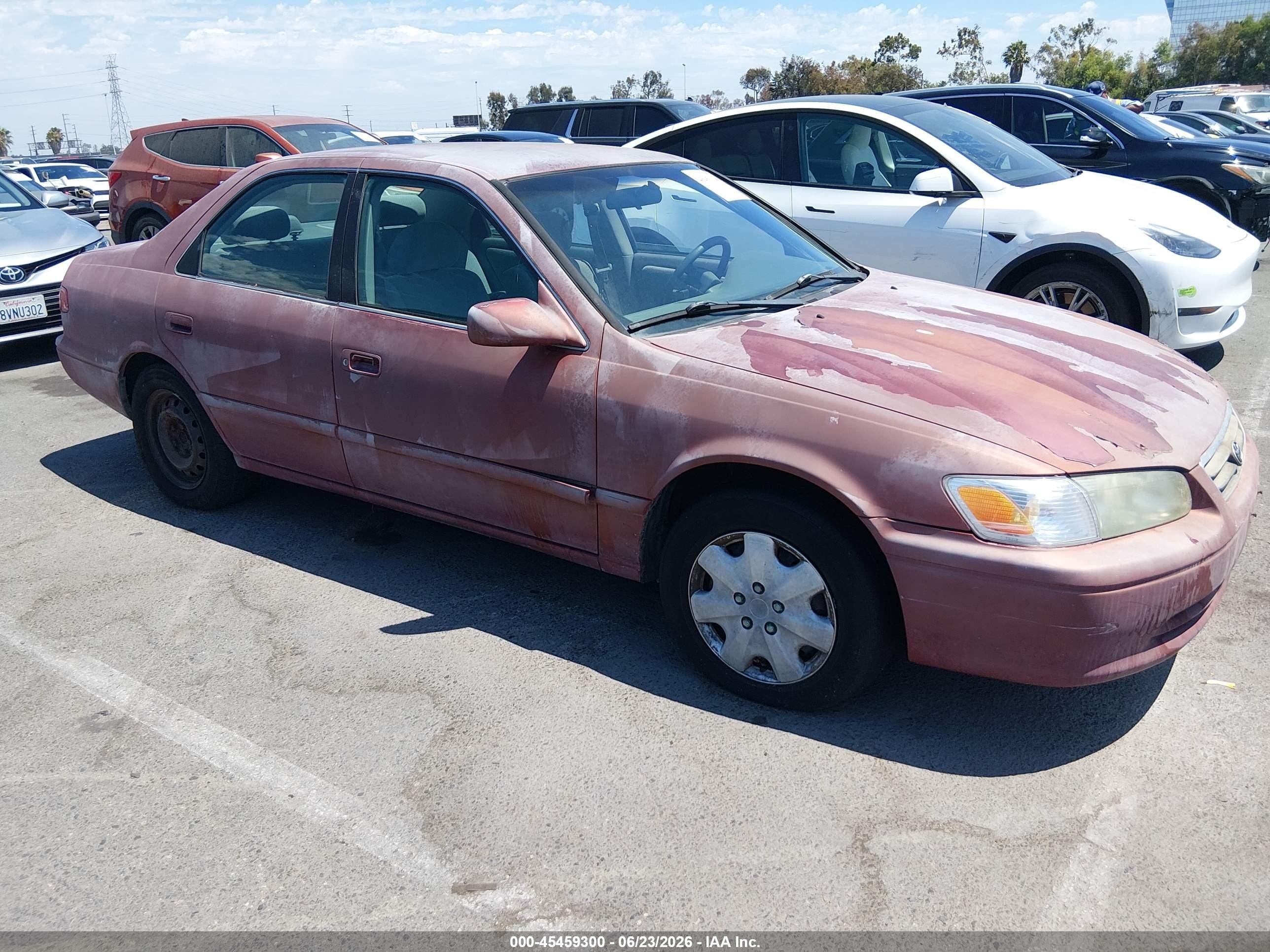 2001 Toyota Camry VIN 4T1BG22K41U089172 IAAI salvage auction — Normal Wear, Clear - Dealer Only (California), sold $475 on 2026-07-09 (photo 1)