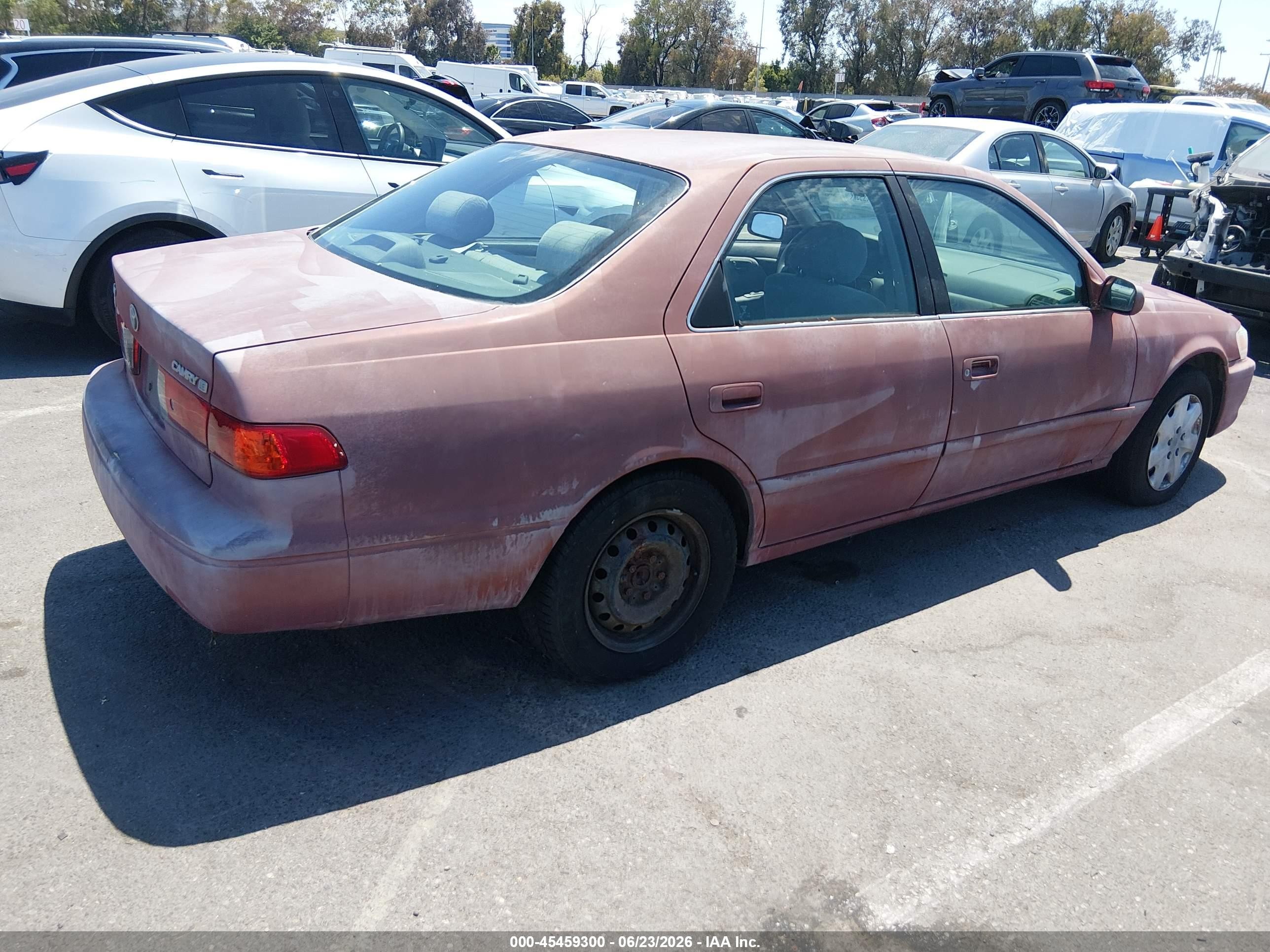 2001 Toyota Camry VIN 4T1BG22K41U089172 IAAI salvage auction — Normal Wear, Clear - Dealer Only (California), sold $475 on 2026-07-09 (photo 4)