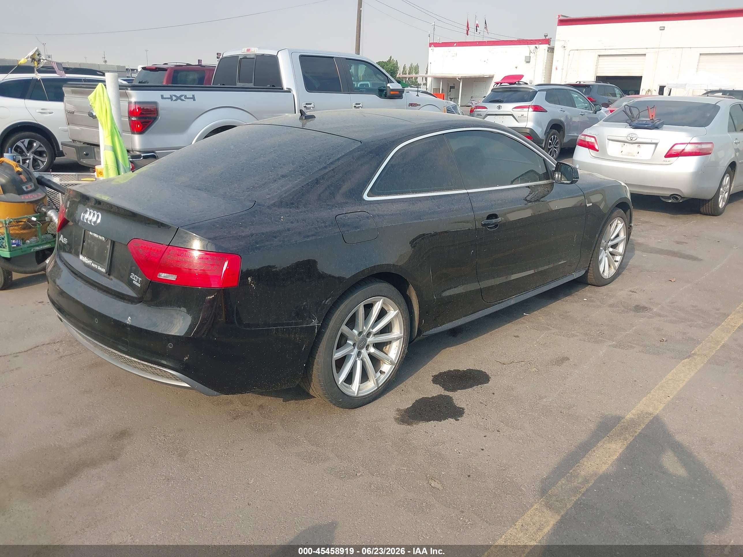 2015 Audi A5 VIN WAUMFAFR5FA011202 IAAI salvage auction — Normal Wear, Flood/Restored (Utah), sold $675 on 2026-07-09 (photo 4)