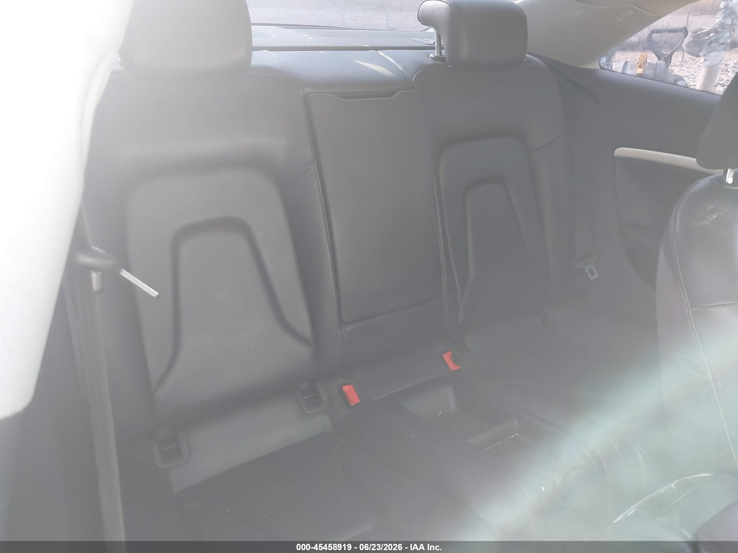 2015 Audi A5 VIN WAUMFAFR5FA011202 IAAI salvage auction — Normal Wear, Flood/Restored (Utah), sold $675 on 2026-07-09 (photo 8)