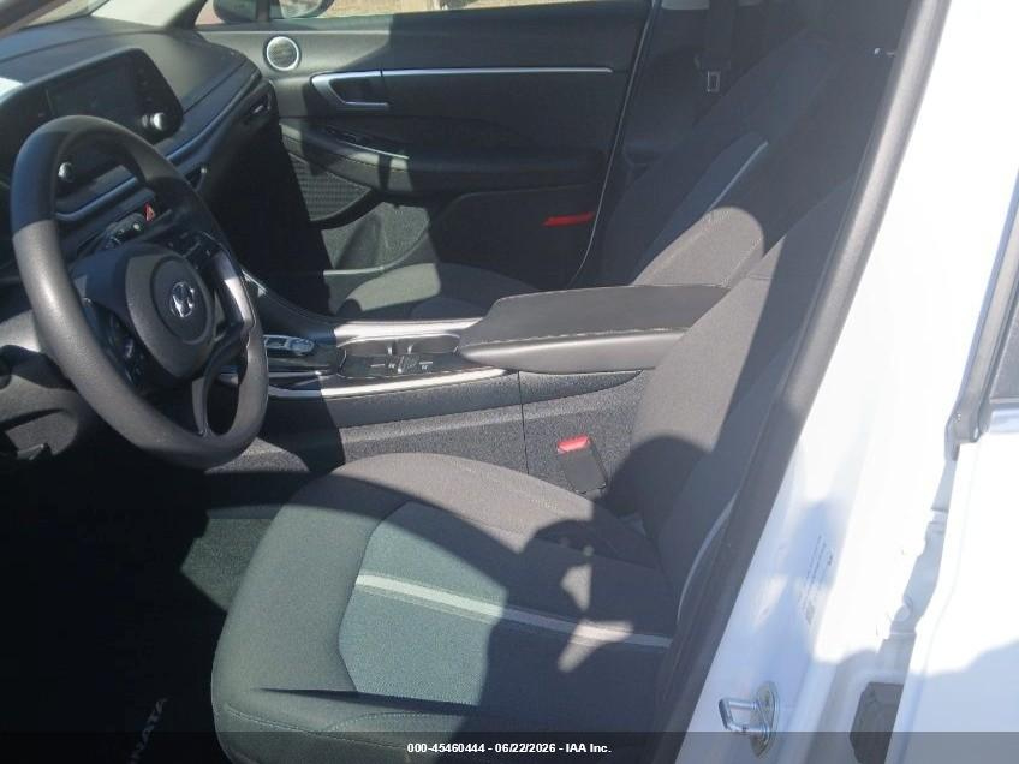 2022 Hyundai Sonata VIN 5NPEG4JAXNH143015 IAAI salvage auction — Normal Wear, Salvage (California), sold $3,100 on 2026-07-09 (photo 5)