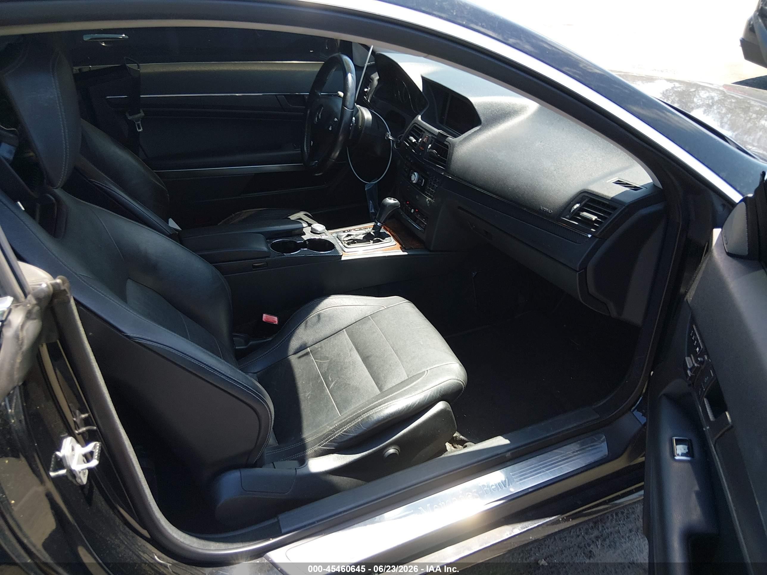 2011 Mercedes-Benz E-Class VIN WDDKJ7CB1BF120424 IAAI salvage auction — Normal Wear, Clear - Dealer Only (California), sold $400 on 2026-07-09 (photo 5)