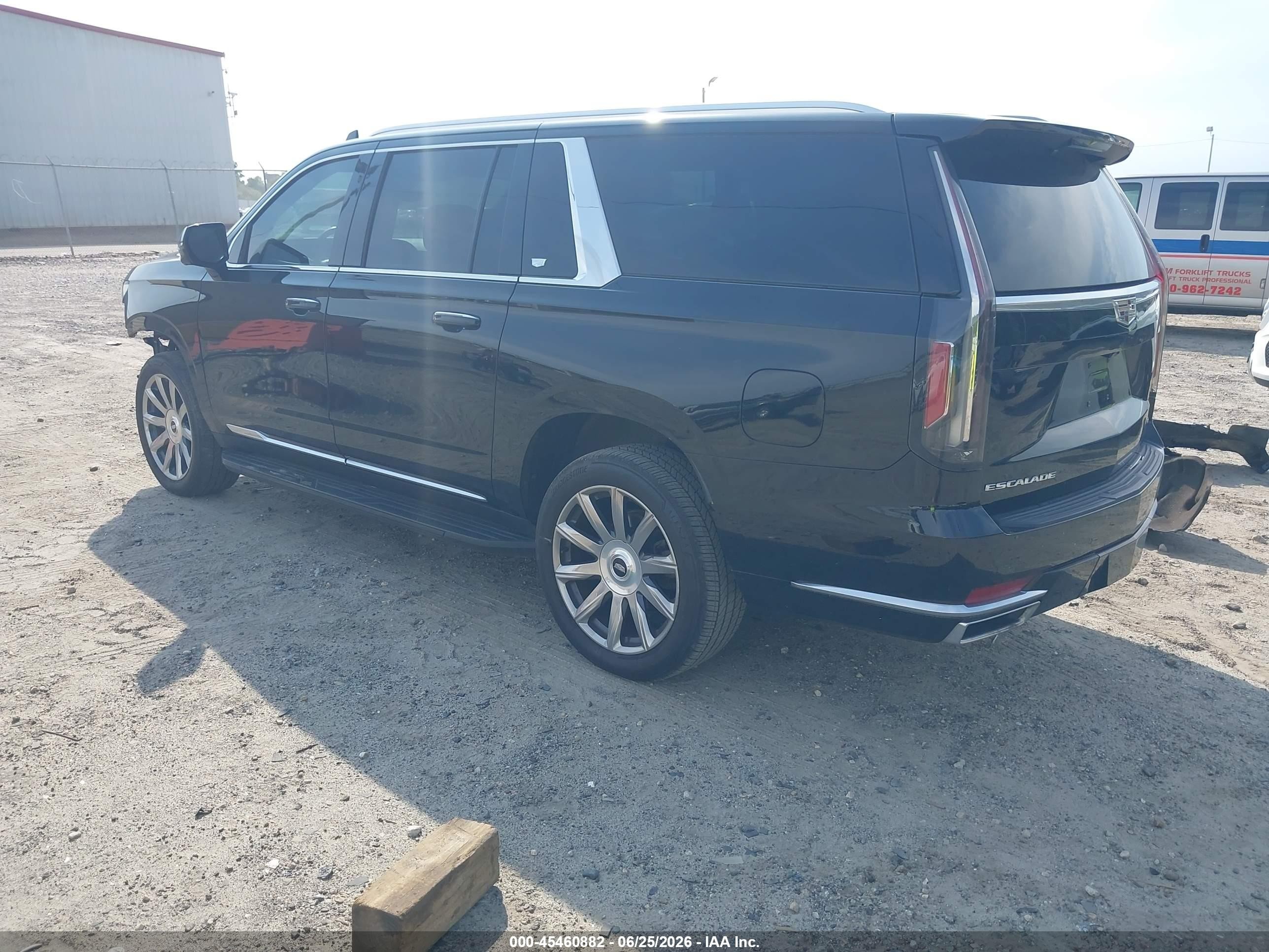 2021 Cadillac Escalade VIN 1GYS4MKL5MR411983 IAAI salvage auction — Front End, Salvage (Georgia), sold $22,700 on 2026-08-14 (photo 3)