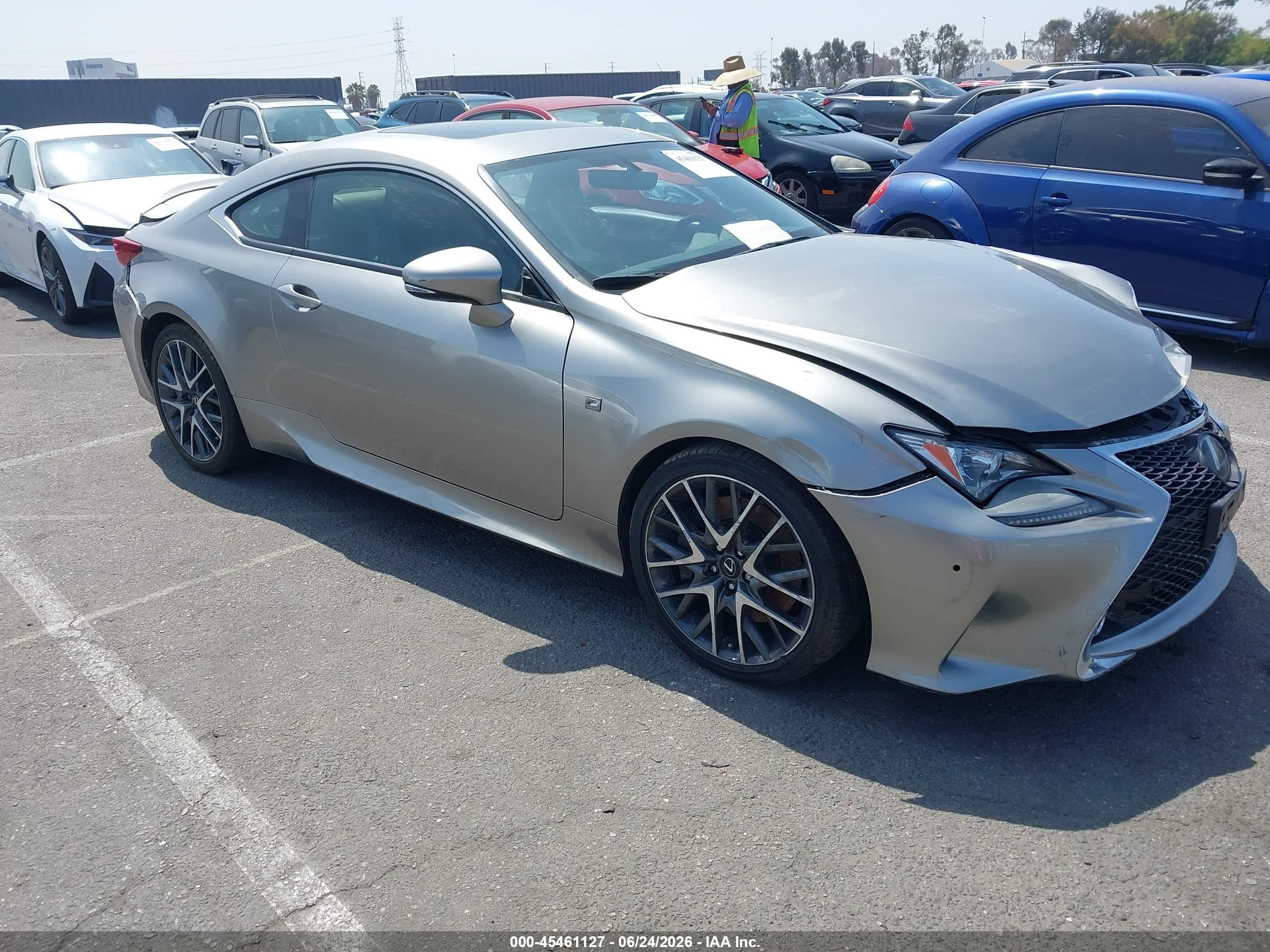 2017 Lexus RC 350 VIN JTHHE5BC9H5017157 — IAAI salvage auction photo