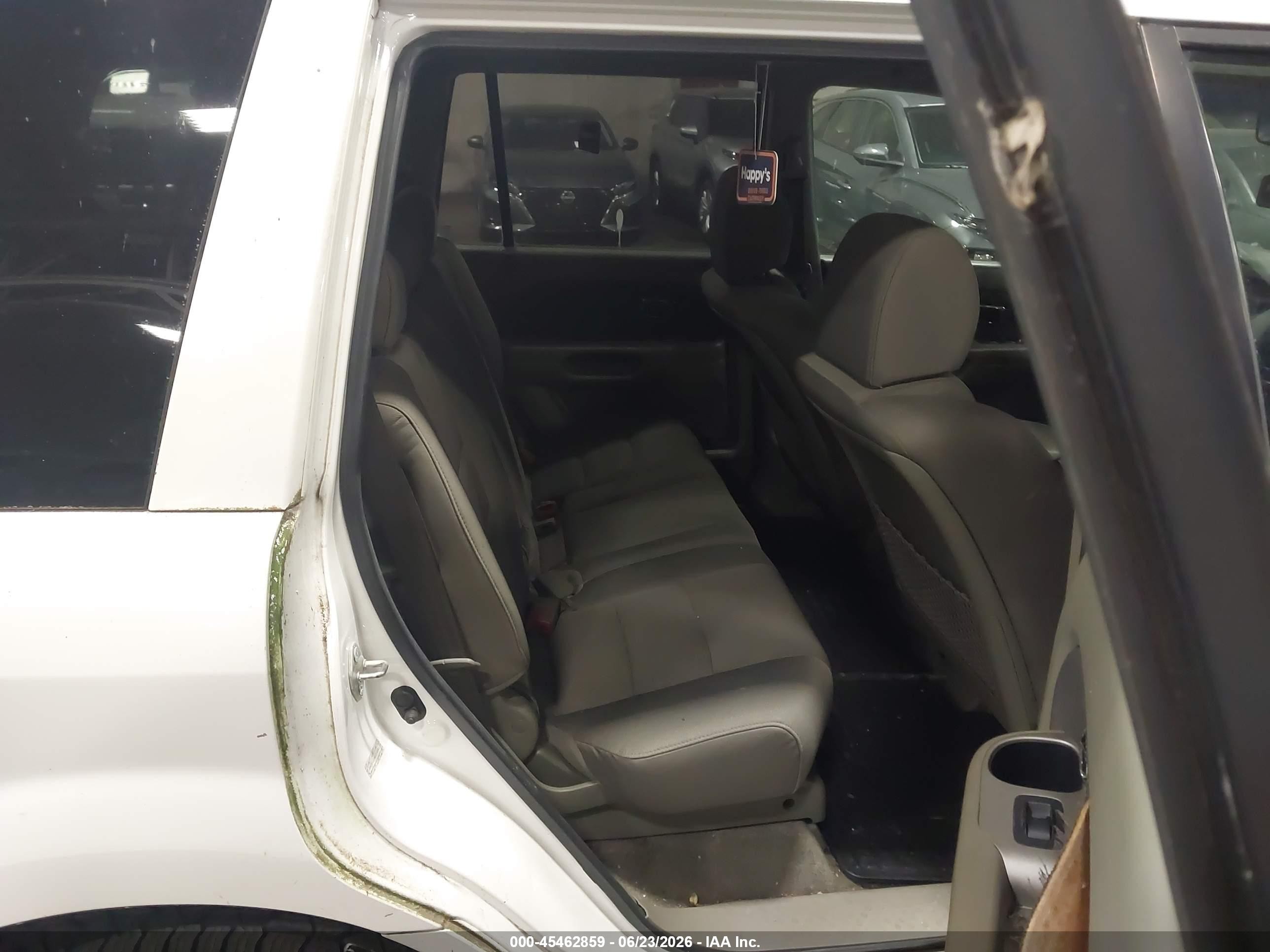 2006 Honda Pilot VIN 2HKYF18186H554841 IAAI salvage auction — Front End, Clear-Dealer Only (Washington), sold $275 on 2026-07-09 (photo 8)