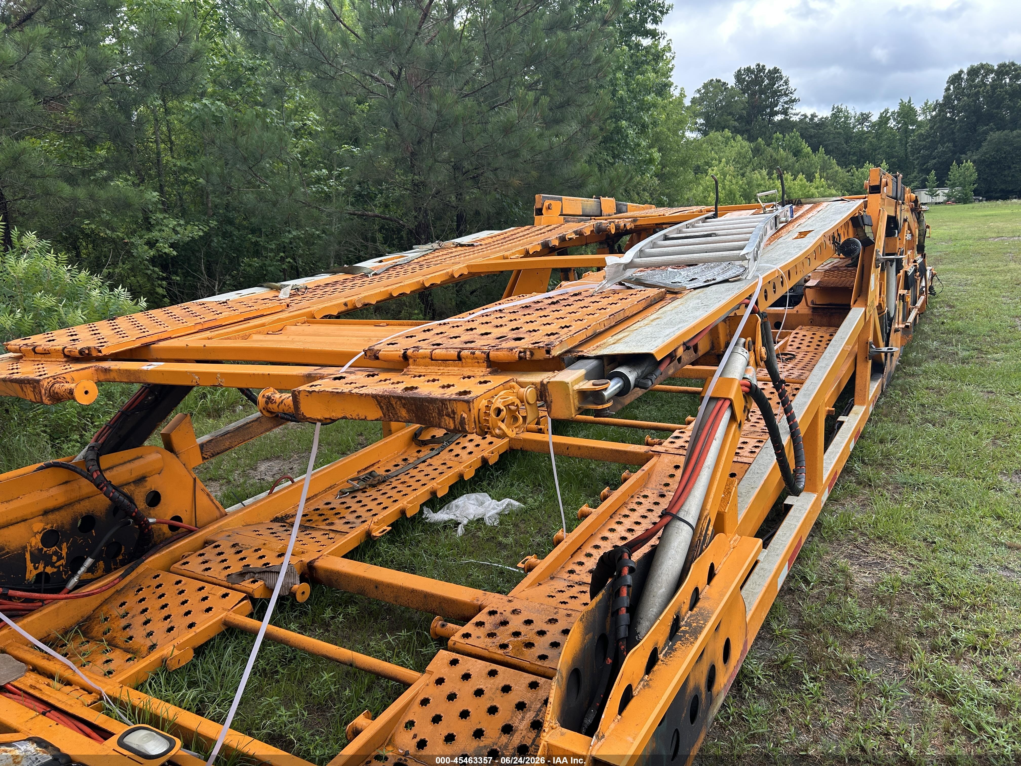 2014 Volvo Vah VIN 4V5R99DG5EN159597 IAAI salvage auction — Normal Wear, Clear (South Carolina), sold $15,000 on 2026-07-16 (photo 4)