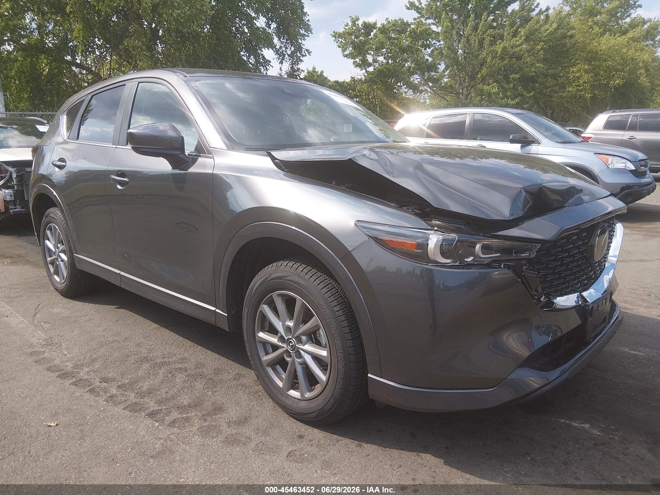 2025 Mazda CX-5 VIN JM3KFBCM2S0795726 — IAAI salvage auction photo