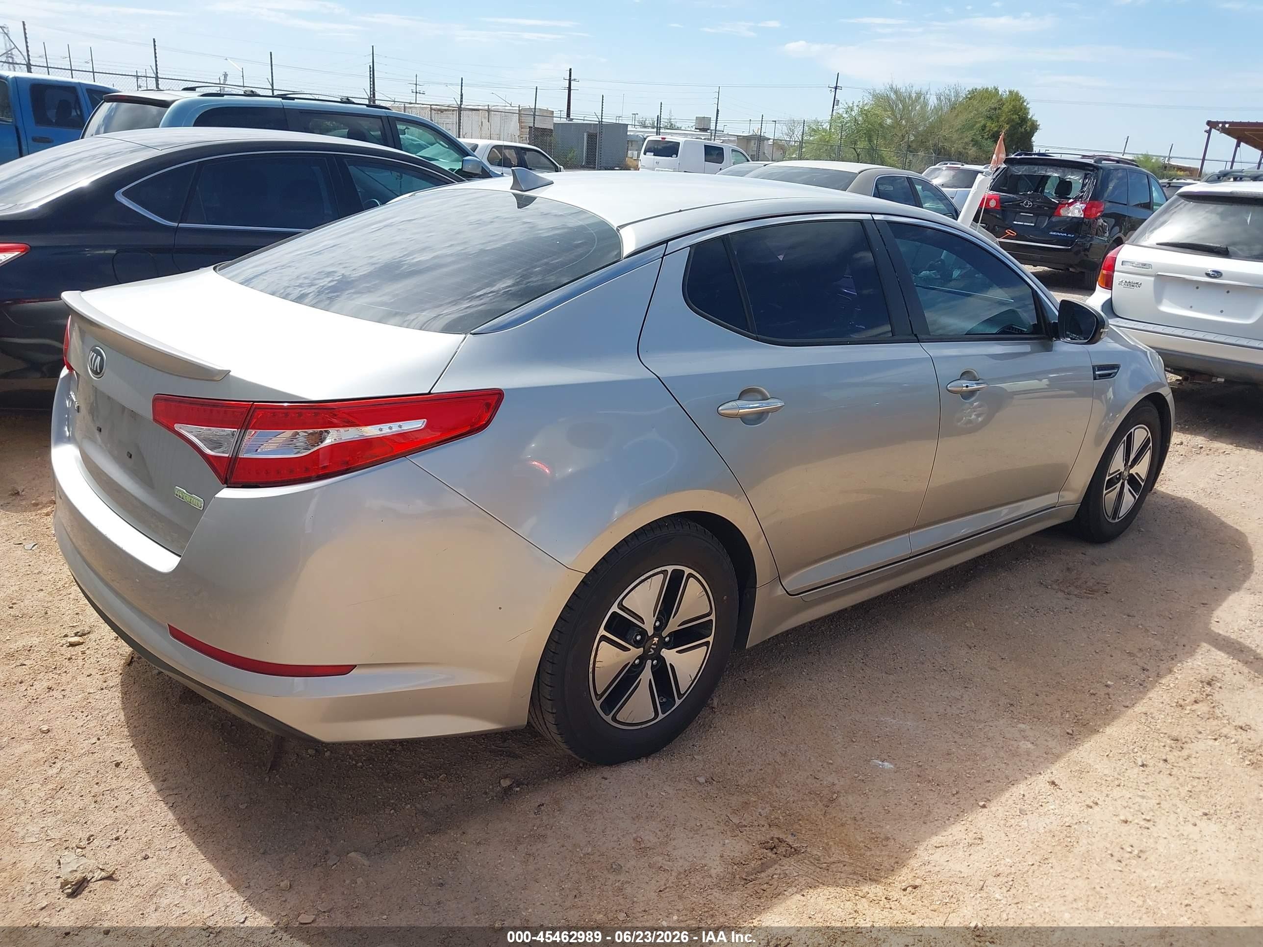 2012 Kia Optima Hybrid VIN KNAGM4AD1C5032746 IAAI salvage auction — Normal Wear, Clear-Dealer Only (Arizona), sold $750 on 2026-07-02 (photo 4)