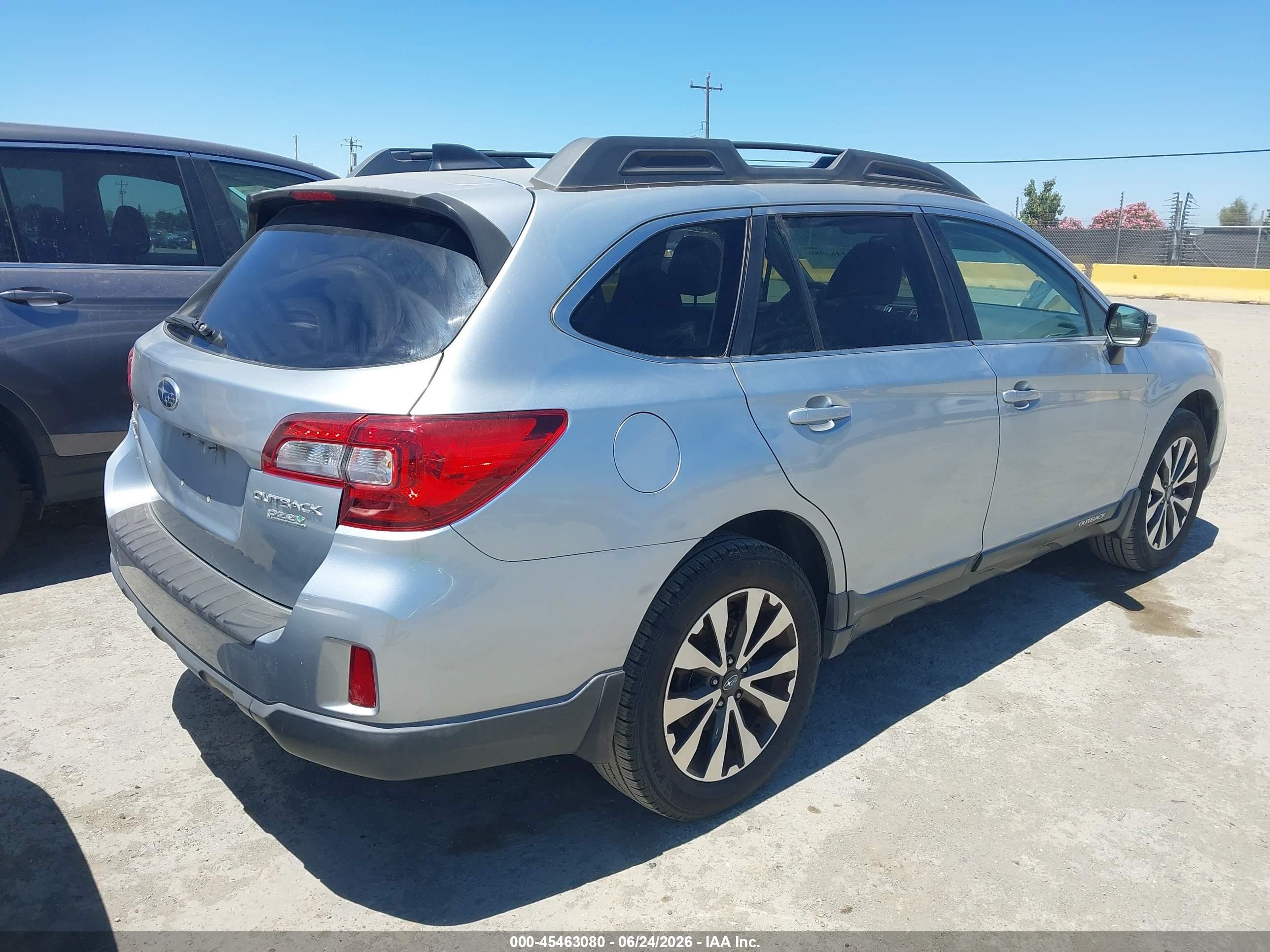 2016 Subaru Outback VIN 4S4BSANC4G3210424 IAAI salvage auction — Normal Wear, Clear - Dealer Only (California), sold $500 on 2026-07-09 (photo 4)