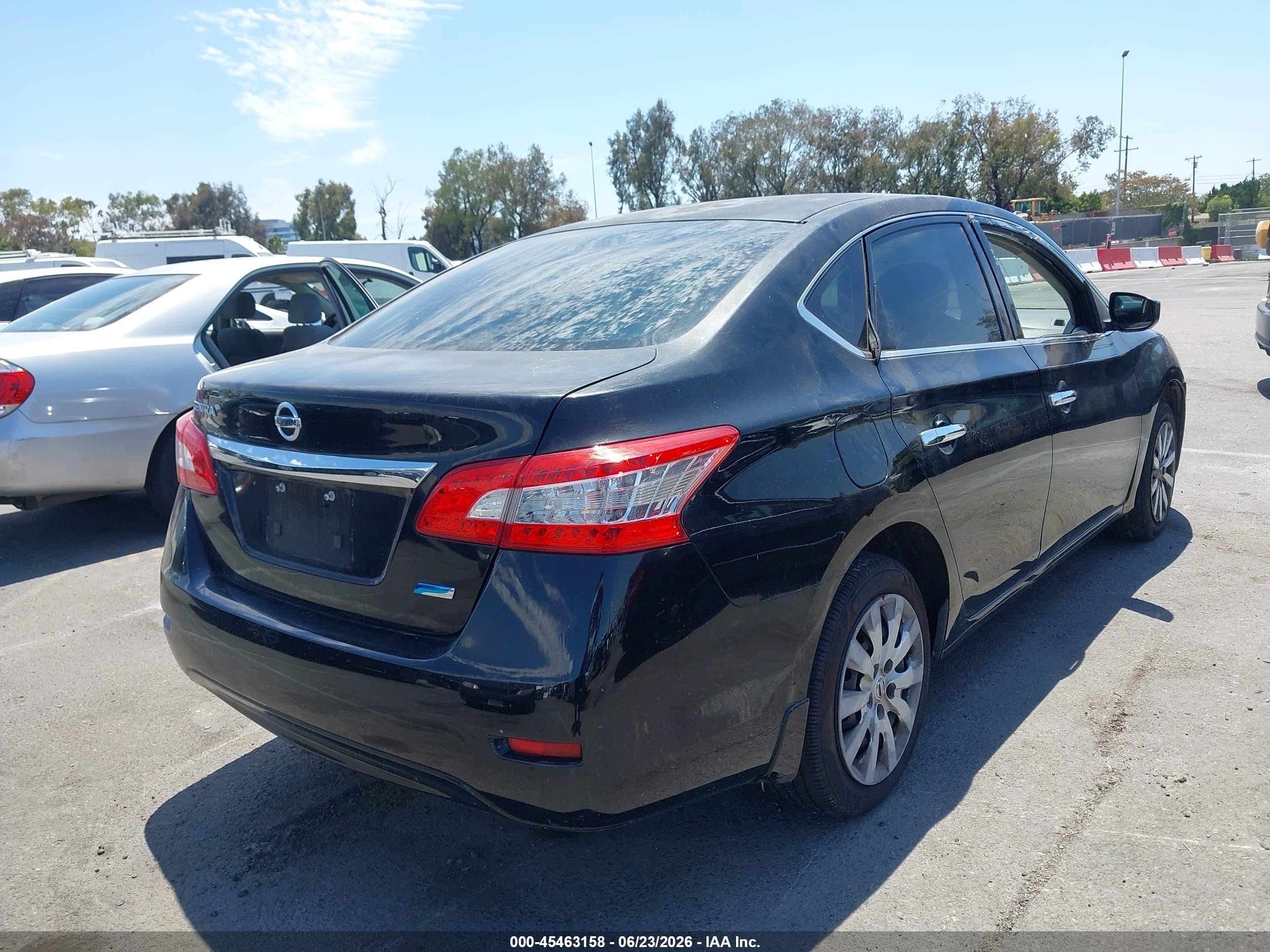 2014 Nissan Sentra VIN 3N1AB7AP7EY281166 IAAI salvage auction — Normal Wear, Clear - Dealer Only (California), sold $600 on 2026-07-09 (photo 4)