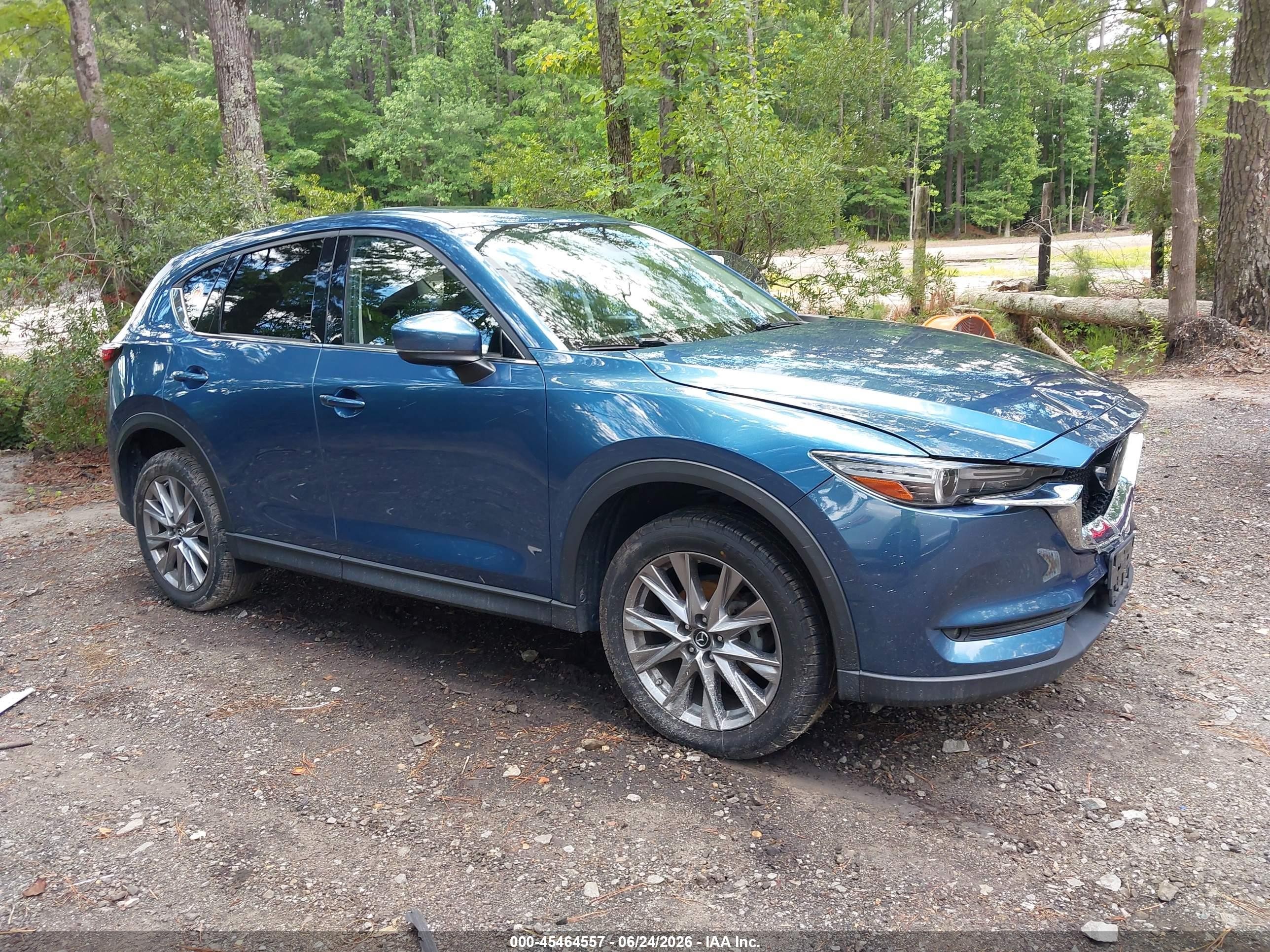 2020 Mazda CX-5 VIN JM3KFADM4L0783703 — IAAI salvage auction photo