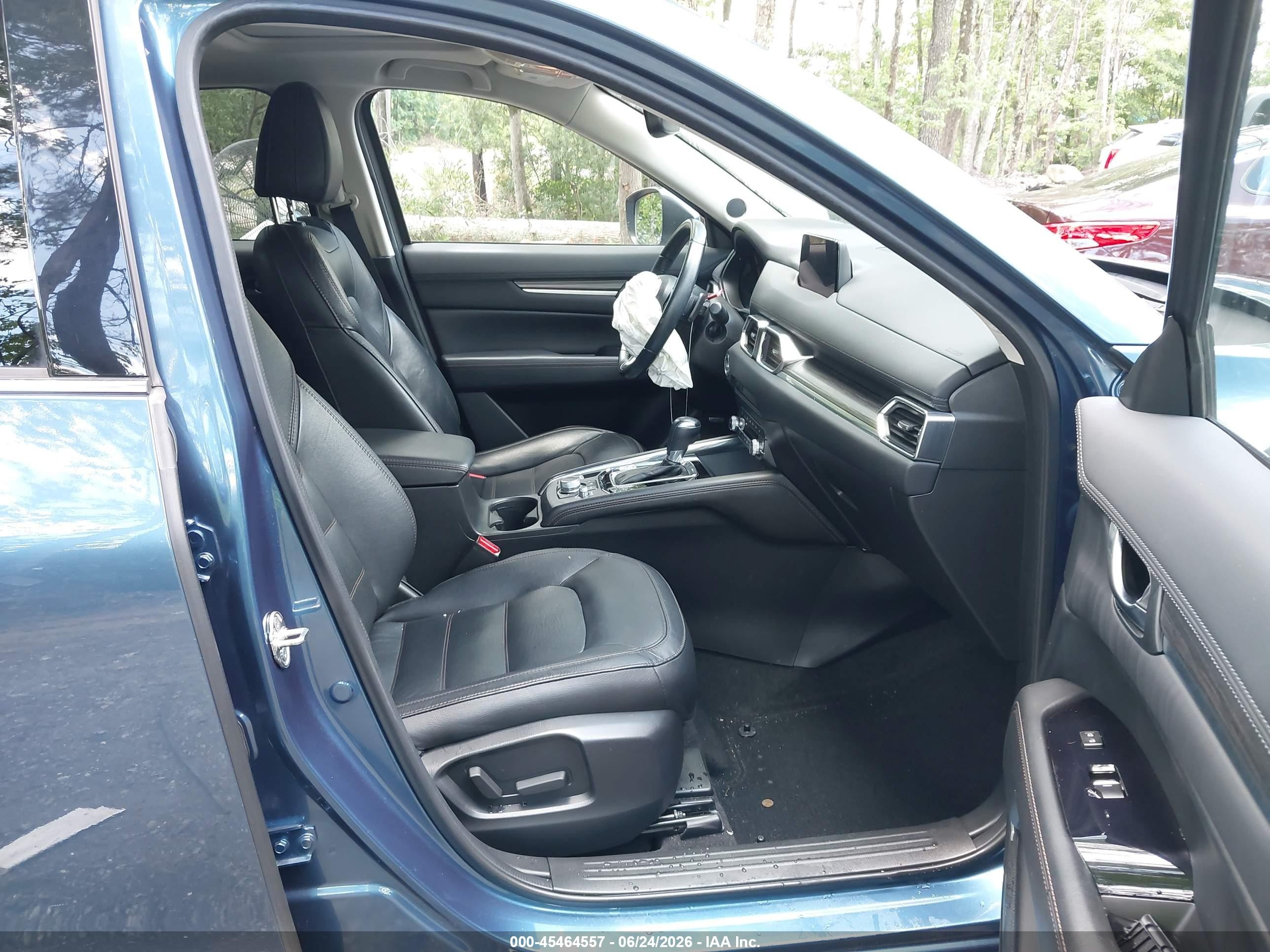 2020 Mazda Cx-5 VIN JM3KFADM4L0783703 IAAI salvage auction — Front End, Salvage - Greater Than 75% (Maryland), sold $7,300 on 2026-10-01 (photo 5)