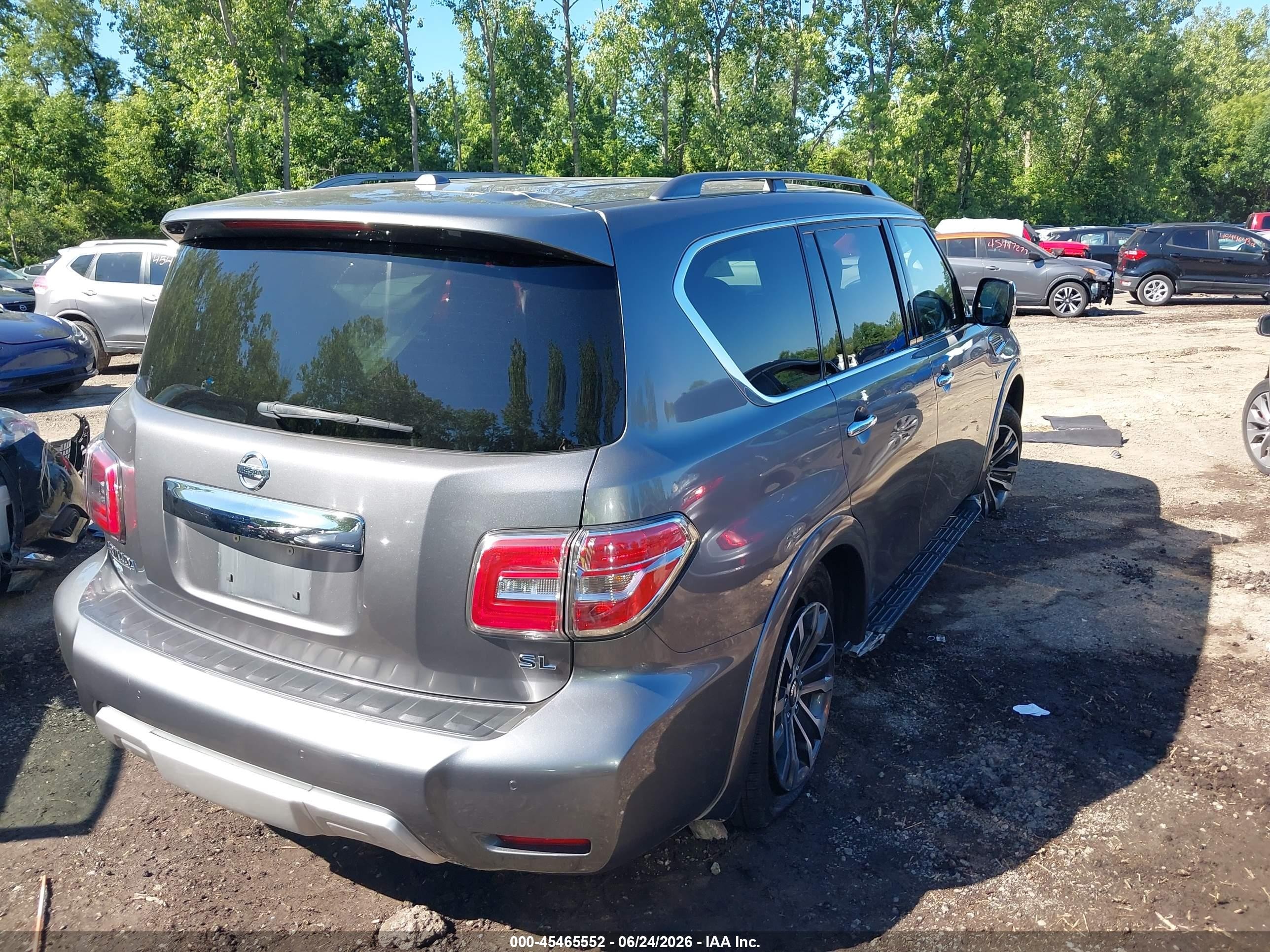 2018 Nissan Armada VIN JN8AY2NC1JX501875 IAAI salvage auction — Side, Salvage (Ohio), sold $5,700 on 2026-07-11 (photo 4)