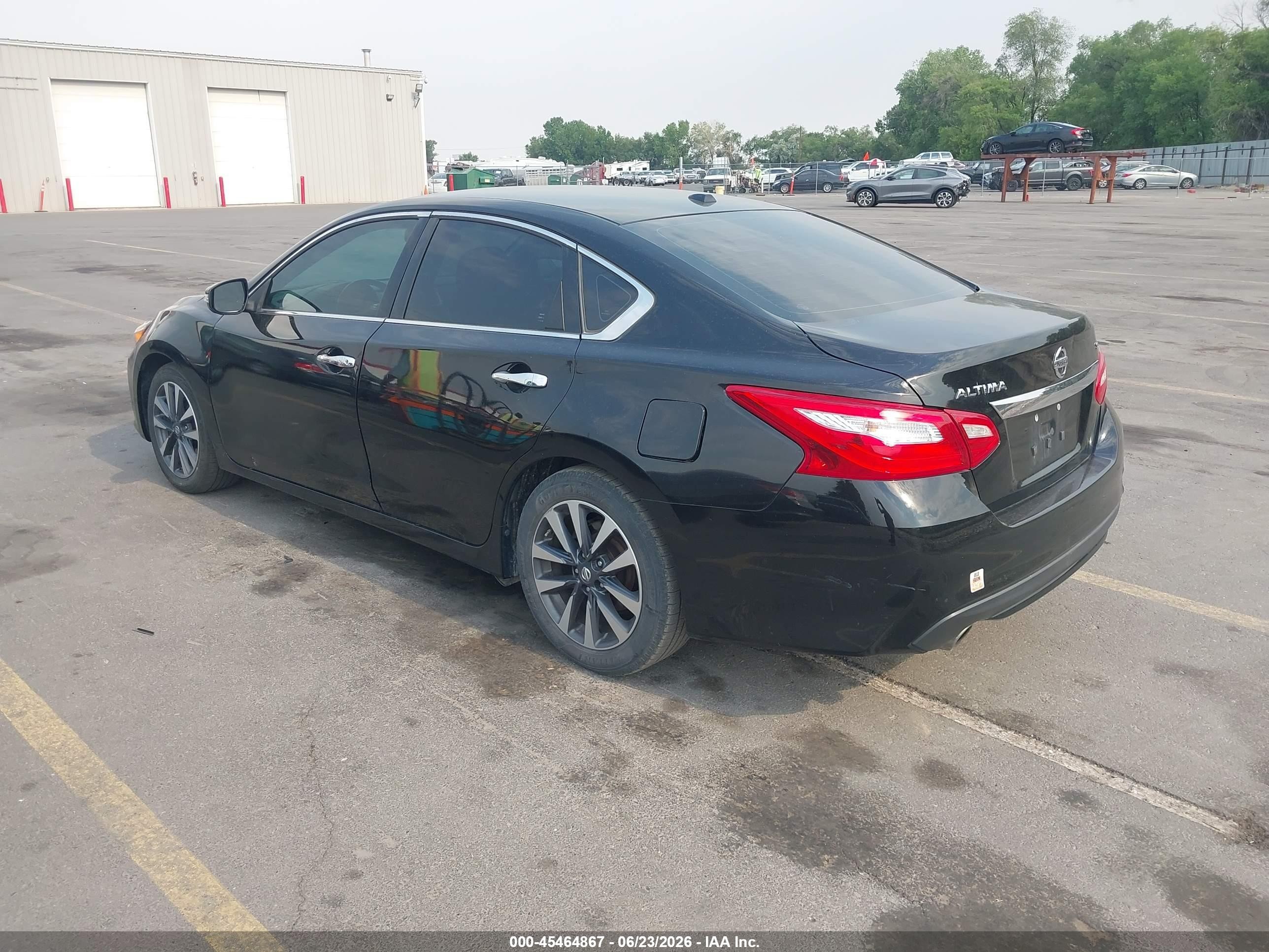2017 Nissan Altima VIN 1N4AL3APXHC122809 IAAI salvage auction — Normal Wear, Rebuilt/Restored (Utah), sold $1,100 on 2026-07-09 (photo 3)