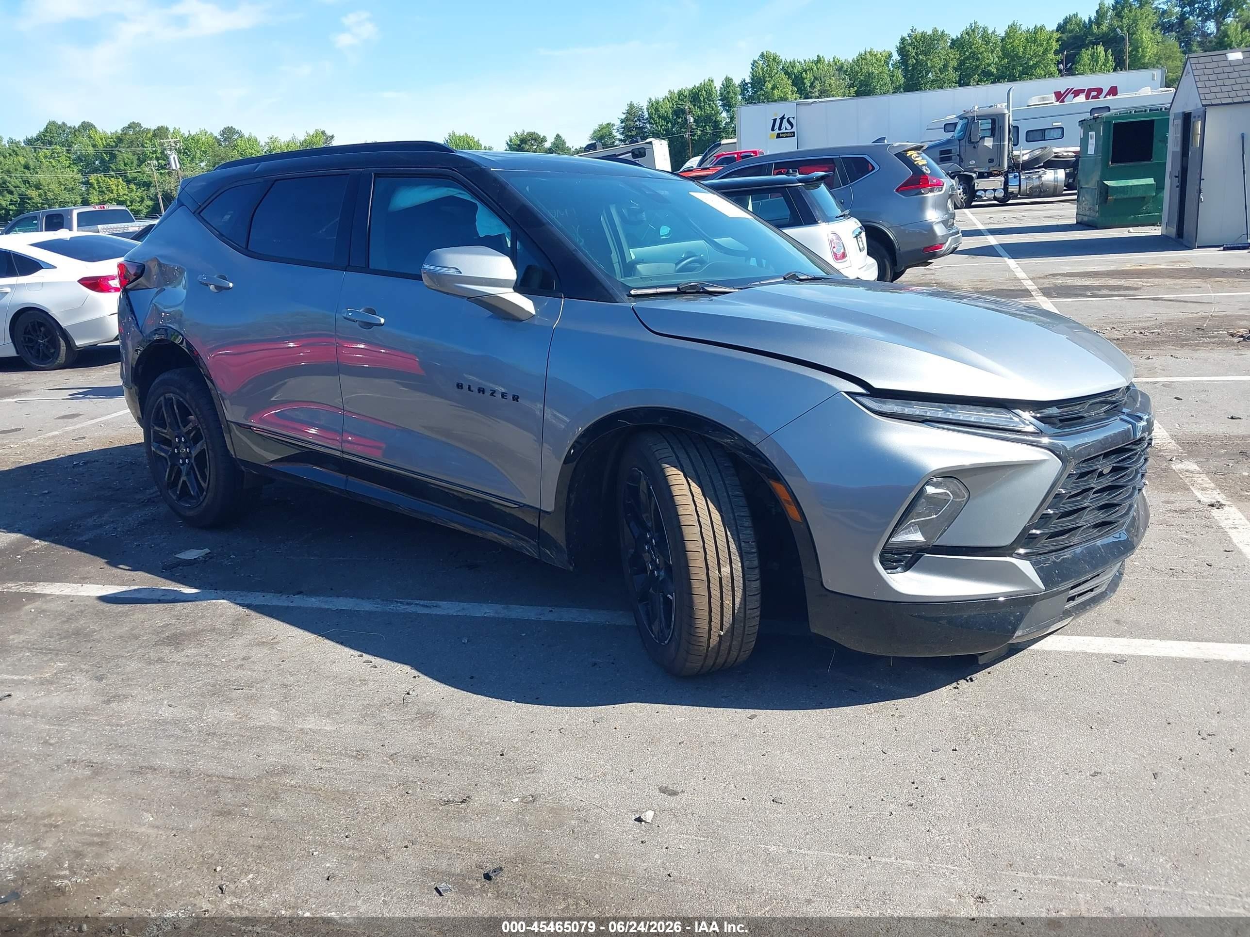 2025 Chevrolet Blazer VIN 3GNKBKRS0SS238338 — IAAI salvage auction photo