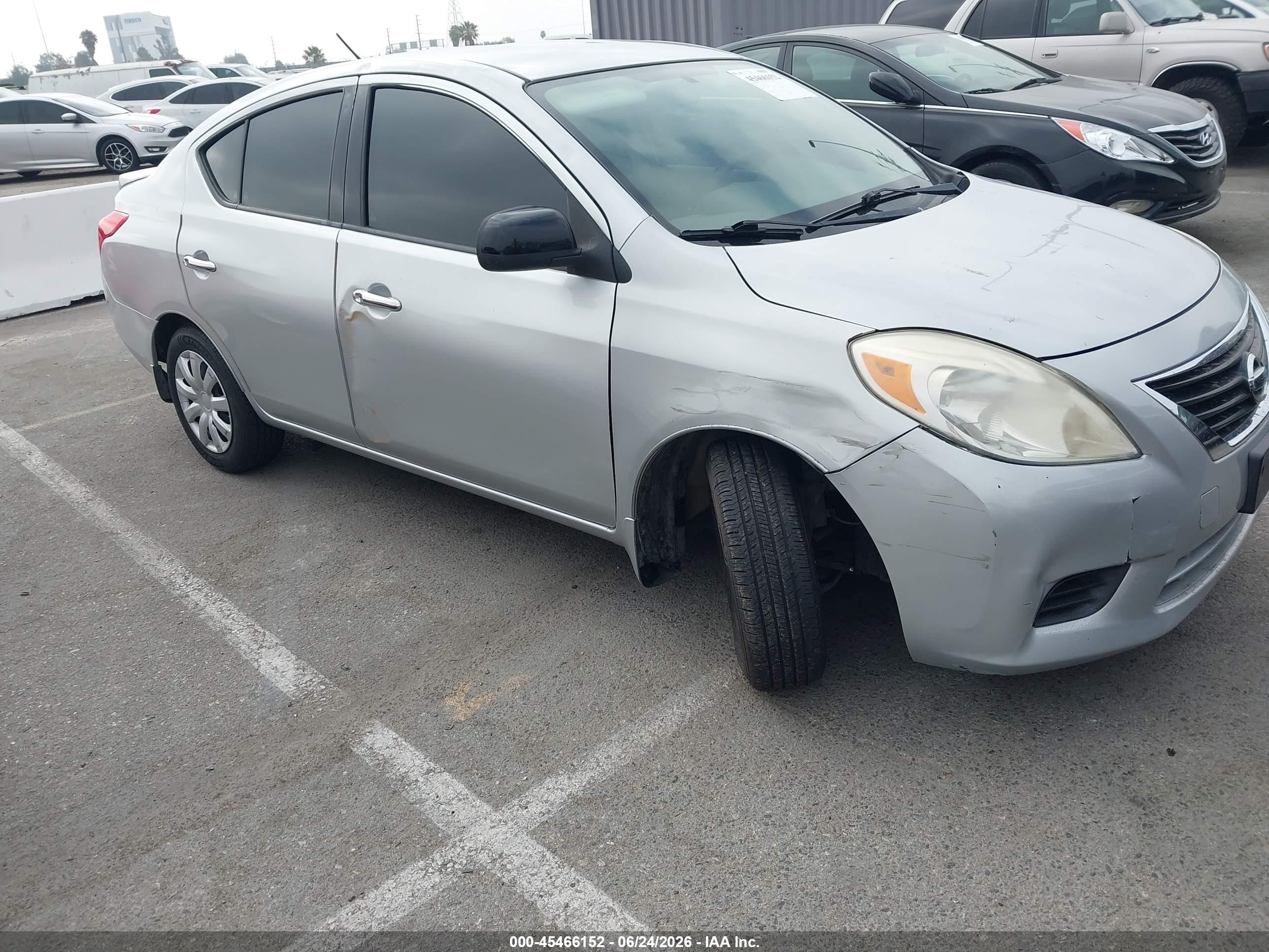 2014 Nissan Versa VIN 3N1CN7AP0EK458093 IAAI salvage auction — Normal Wear, Salvage (California), sold $475 on 2026-07-09 (photo 1)