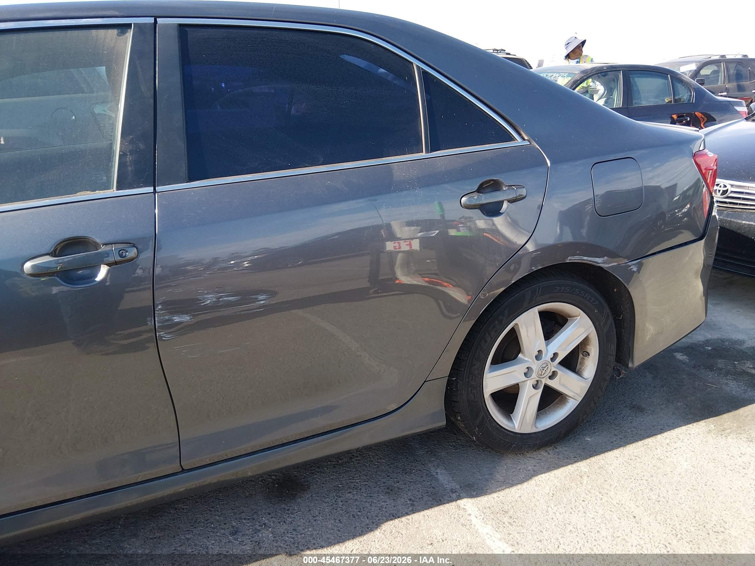 2014 Toyota Camry VIN 4T1BF1FK4EU751670 IAAI salvage auction — Normal Wear, Clear - Dealer Only (California), sold $1,675 on 2026-07-09 (photo 6)