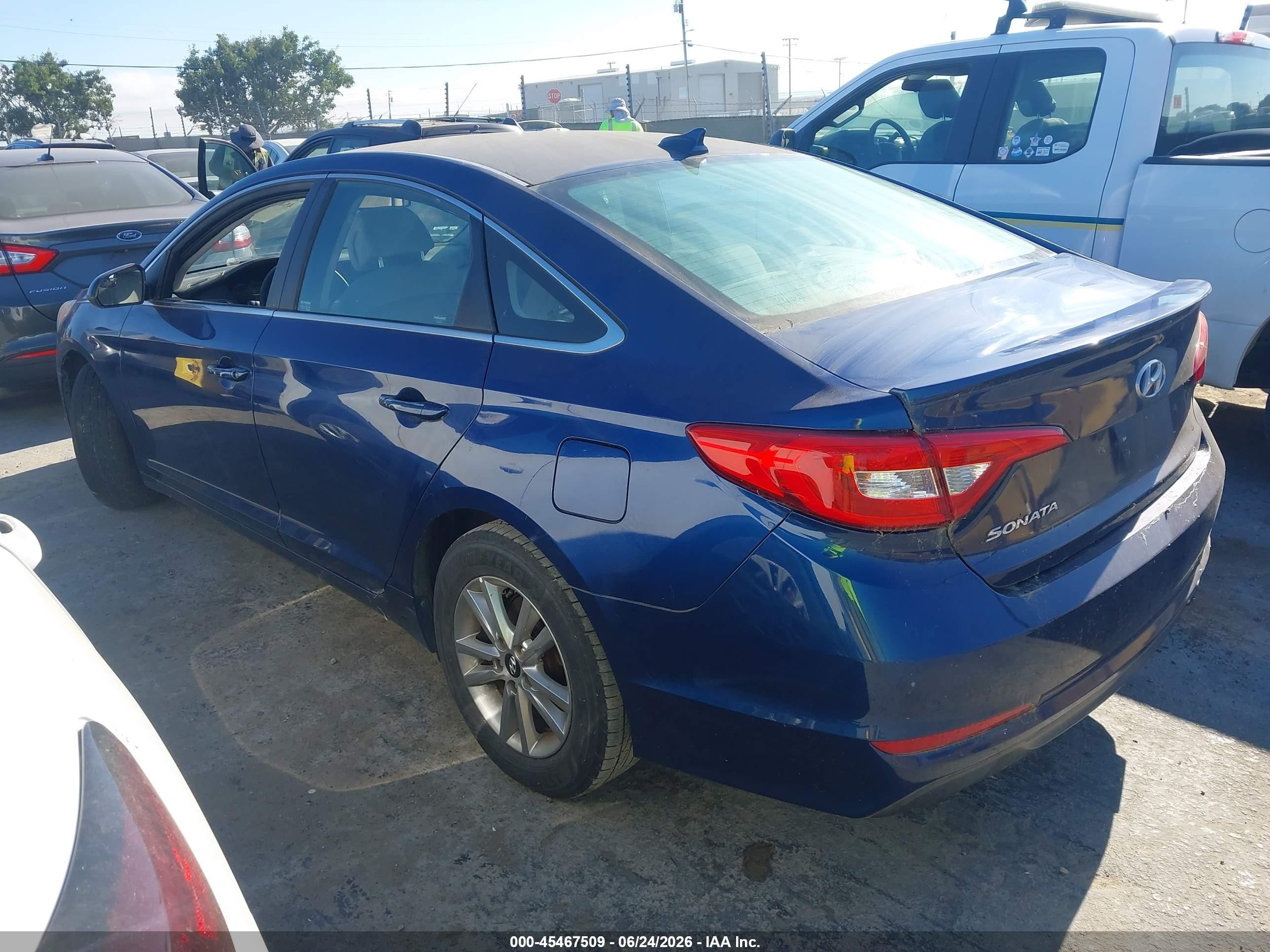 2016 Hyundai Sonata VIN 5NPE24AF3GH331341 IAAI salvage auction — Normal Wear, Clear - Dealer Only (California), sold $1,775 on 2026-07-06 (photo 3)