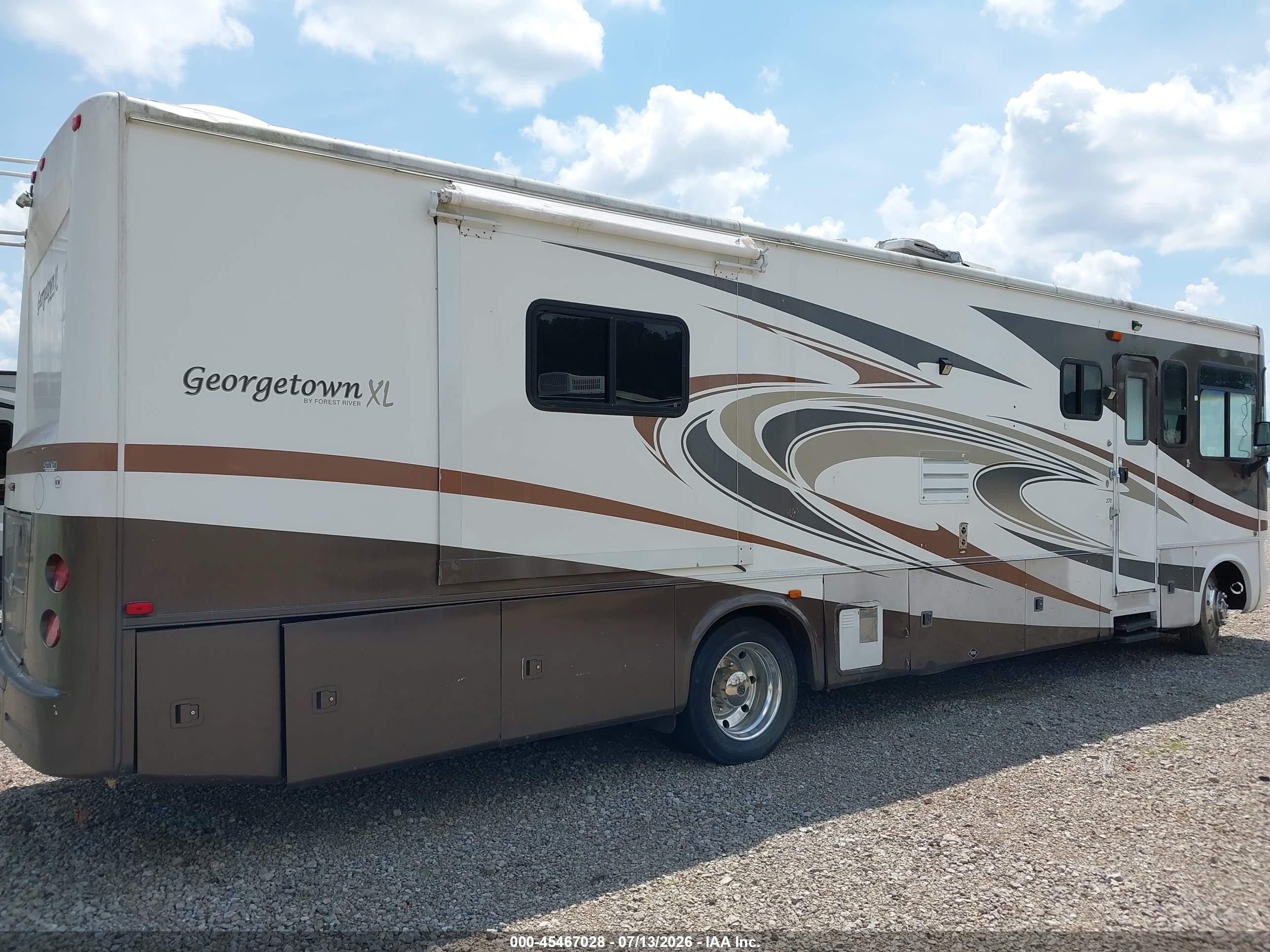 2007 Forest River Georgetown Xl VIN 1F6NF53Y360A15543 IAAI salvage auction — Top/Roof, Rebuildable (Florida), sold $1,800 on 2026-08-21 (photo 4)