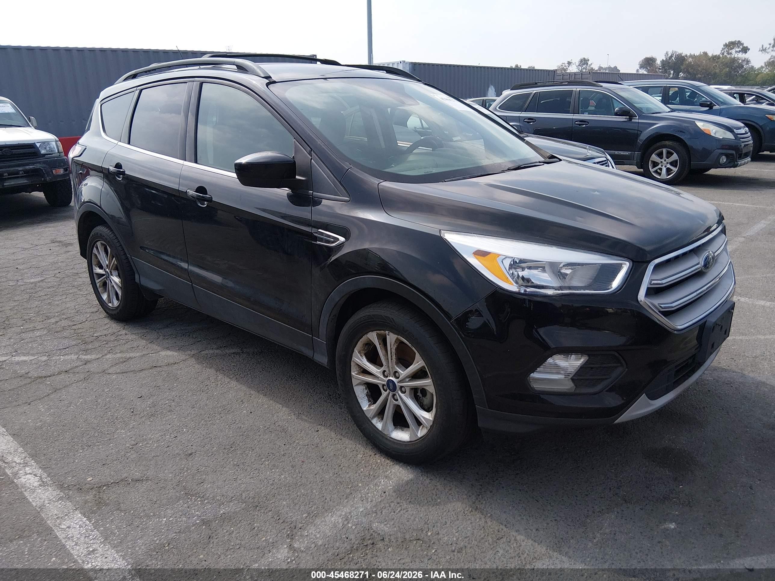 2018 Ford Escape VIN 1FMCU9GD4JUC88626 IAAI salvage auction — Normal Wear, Clear - Dealer Only (California), sold $900 on 2026-07-09 (photo 1)