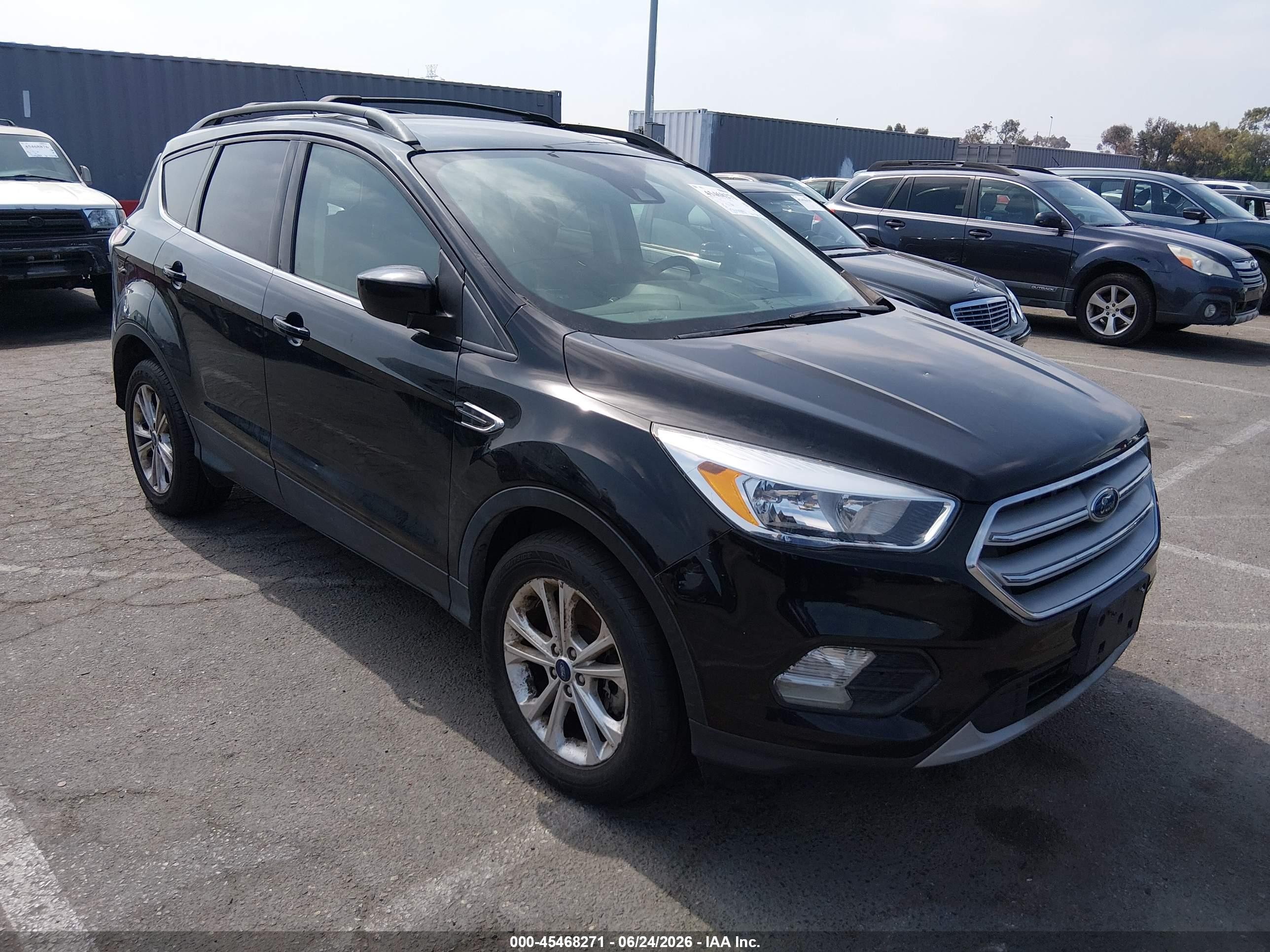 2018 Ford Escape VIN 1FMCU9GD4JUC88626 IAAI salvage auction — Normal Wear, Clear - Dealer Only (California), sold $900 on 2026-07-09 (photo 6)