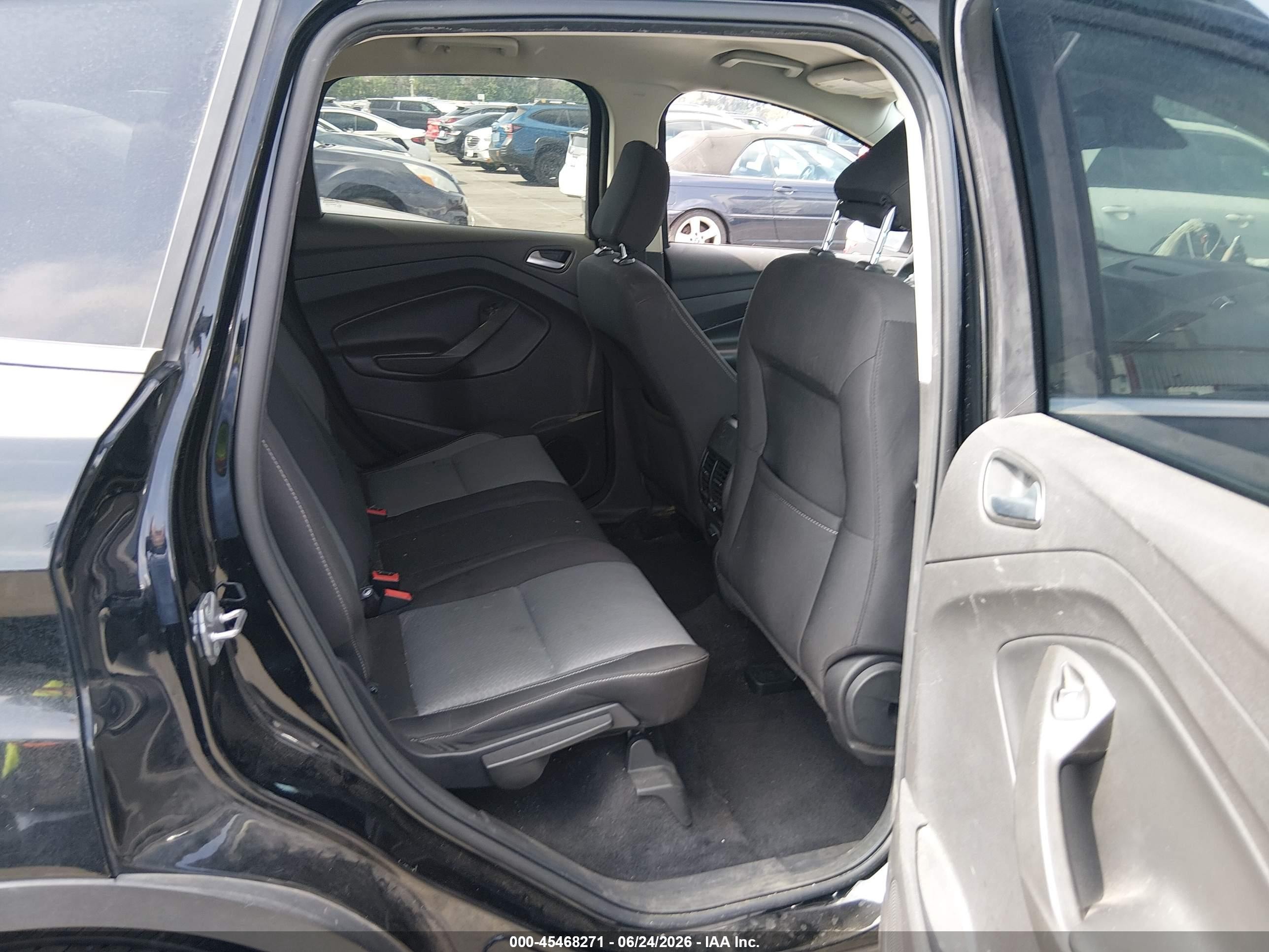 2018 Ford Escape VIN 1FMCU9GD4JUC88626 IAAI salvage auction — Normal Wear, Clear - Dealer Only (California), sold $900 on 2026-07-09 (photo 8)