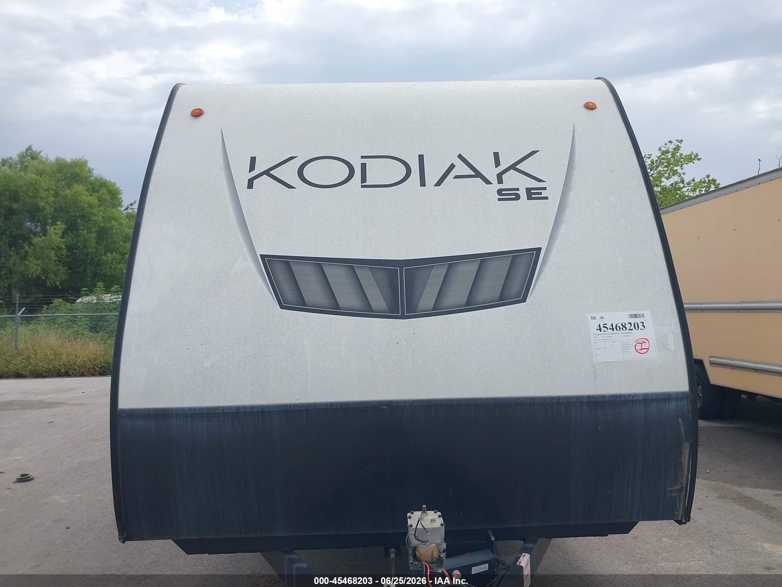 2023 Dutchmen Kodiak VIN 4YDTKDM28PJ970562 IAAI salvage auction — Top/Roof, Salvage (Texas), sold $6,500 on 2026-09-11 (photo 7)