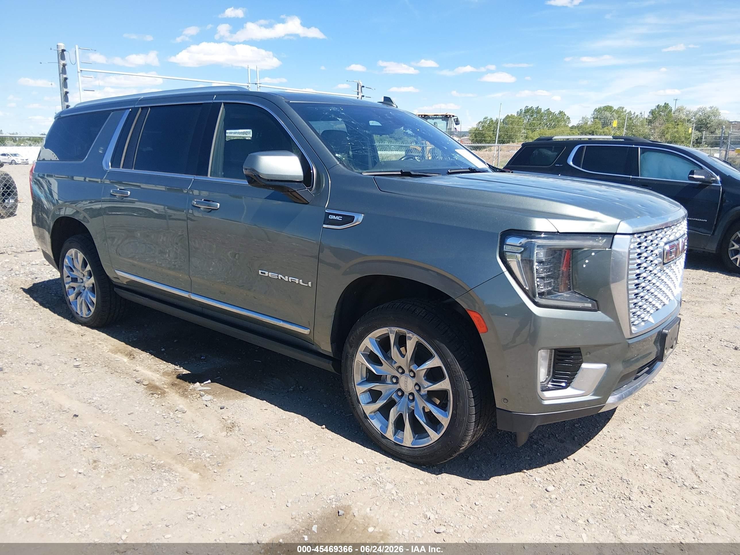 2024 GMC Yukon XL VIN 1GKS2JKL4RR306583 — IAAI salvage auction photo