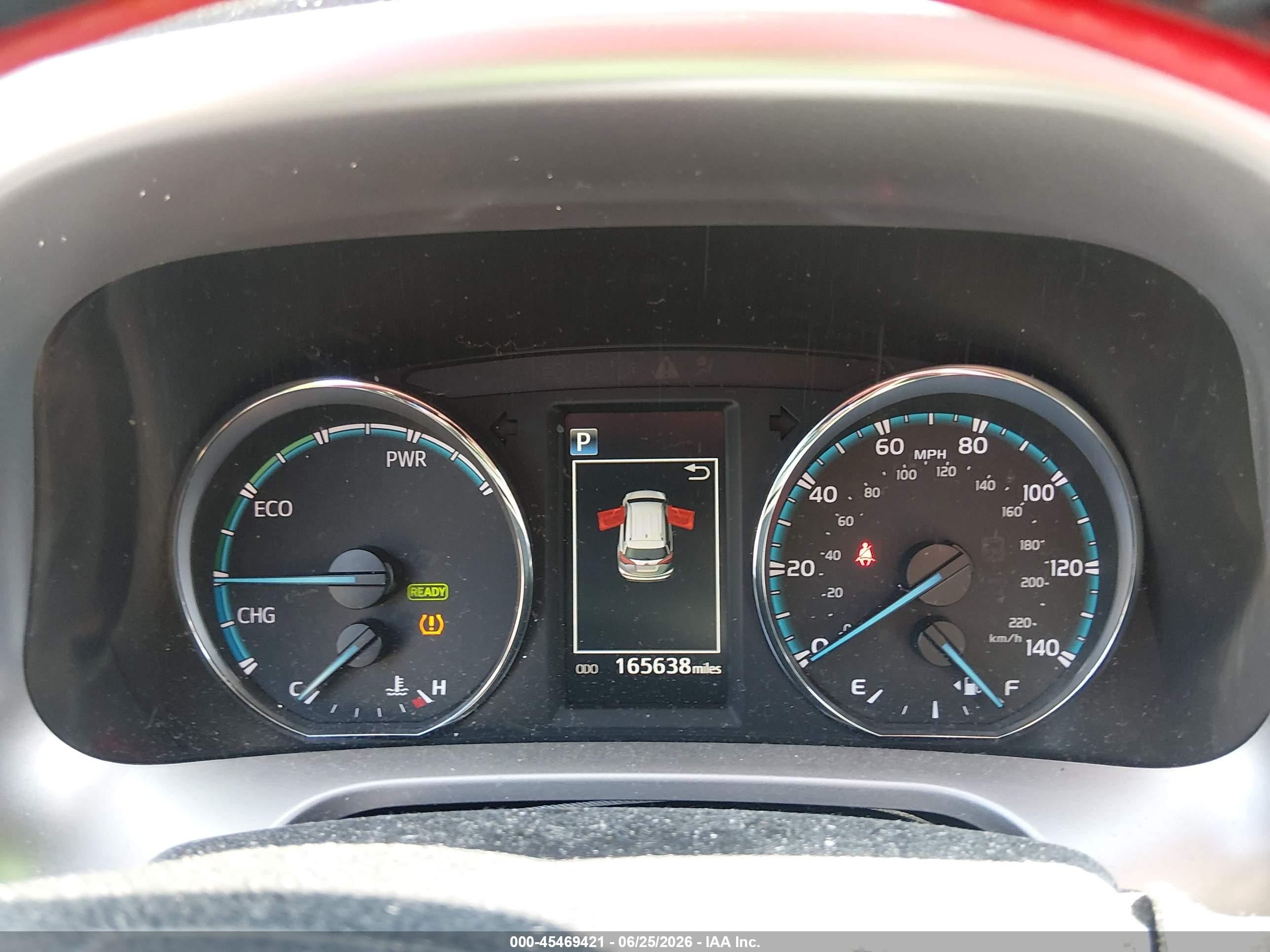 2017 Toyota RAV4 Hybrid VIN JTMRJREV5HD061135 IAAI salvage auction — Side, Salvage (Tennessee), sold $4,550 on 2026-07-10 (photo 7)