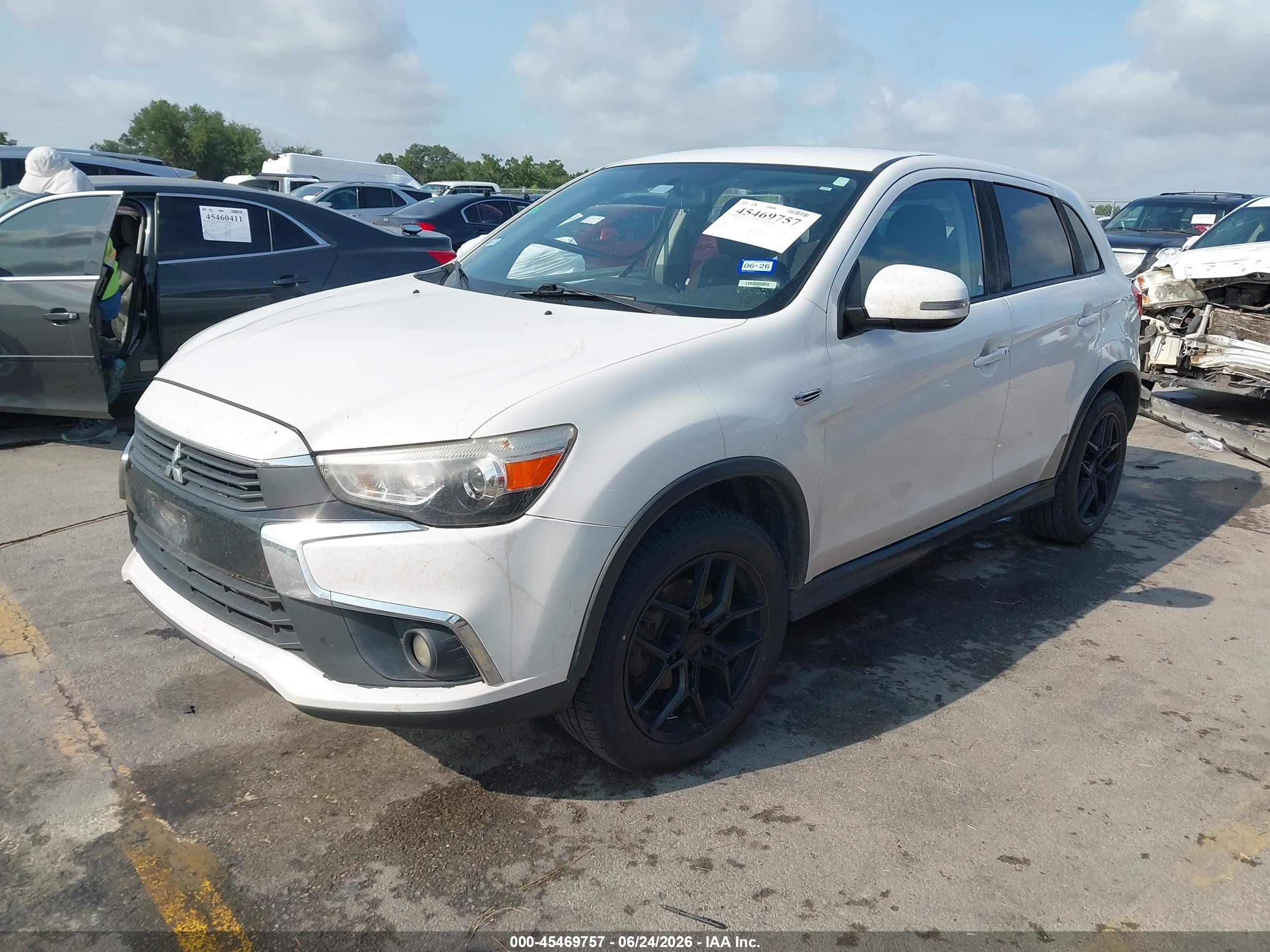 2017 Mitsubishi Outlander VIN JA4AP3AW4HZ056934 IAAI salvage auction — Rear End, Original (Texas), sold $925 on 2026-09-03 (photo 2)