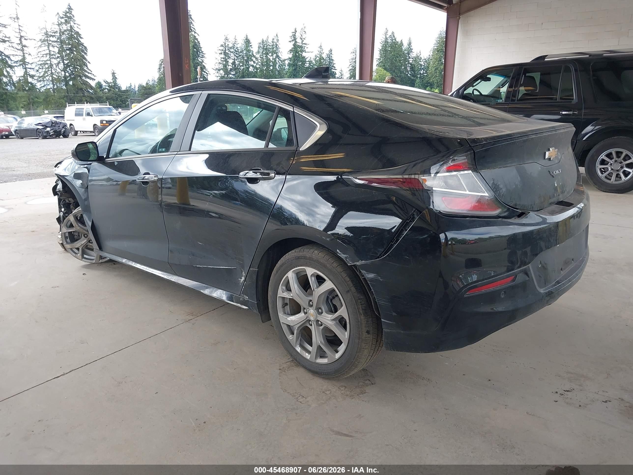 2018 Chevrolet Volt VIN 1G1RB6S54JU154856 IAAI salvage auction — Side, Bill Of Sale (Washington), sold $2,400 on 2026-07-12 (photo 3)